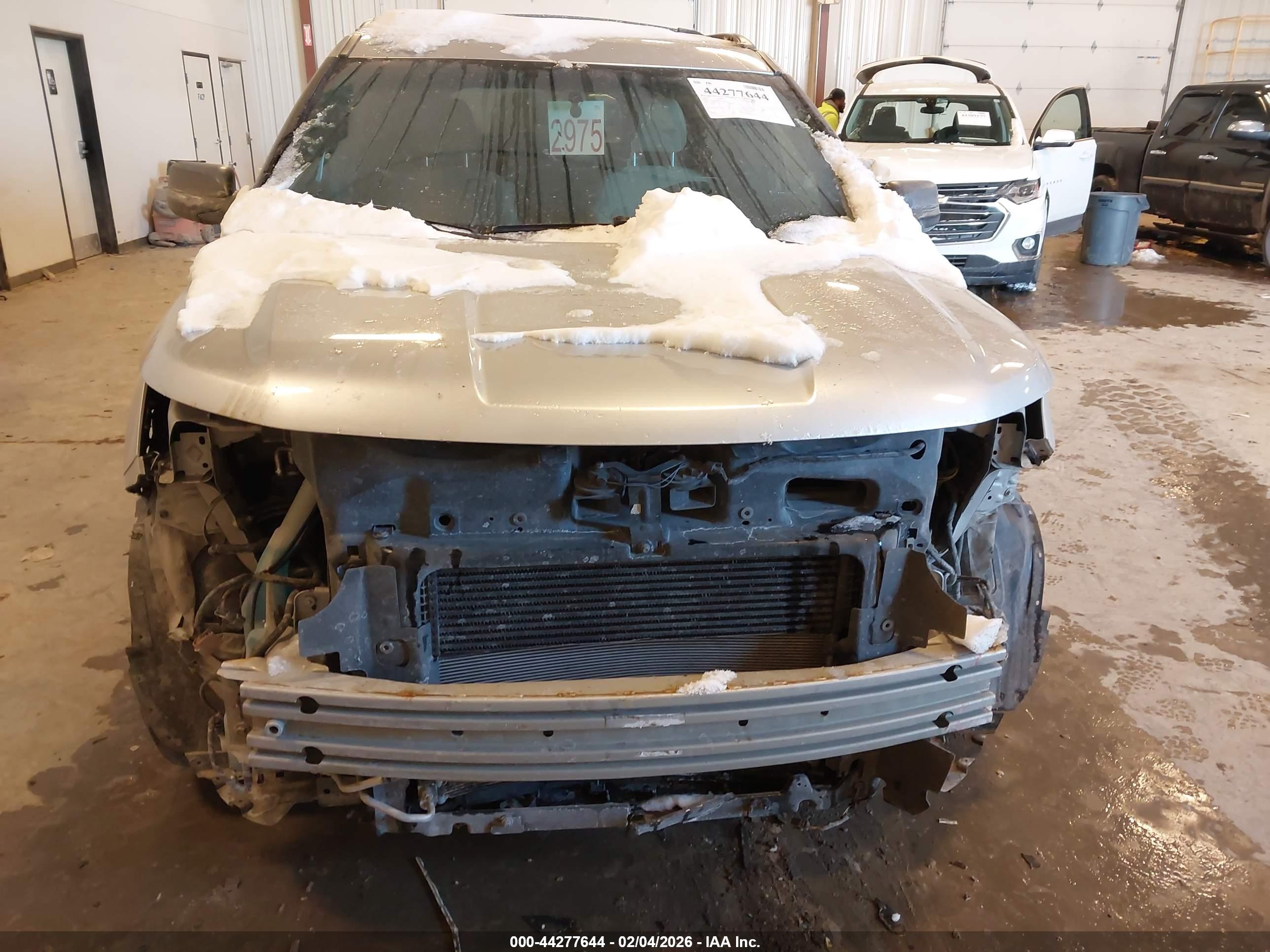 FORD EXPLORER image 6