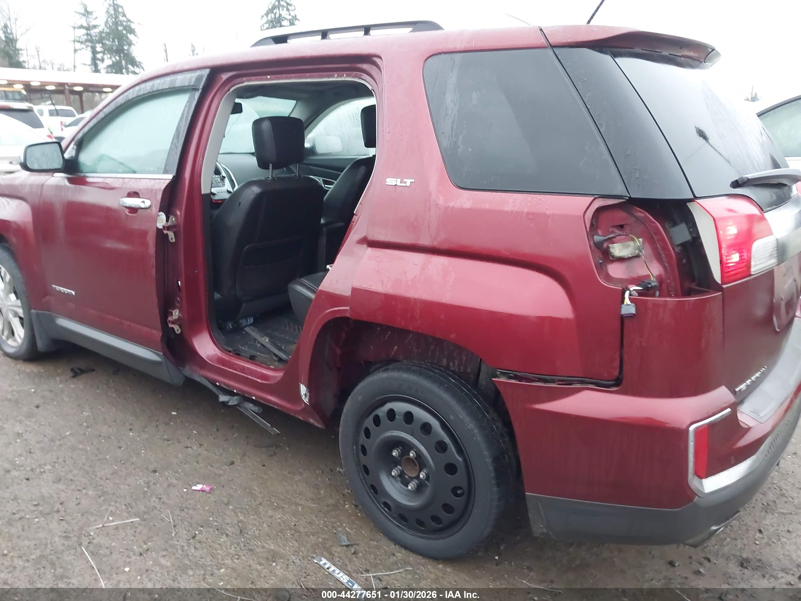GMC TERRAIN image 6