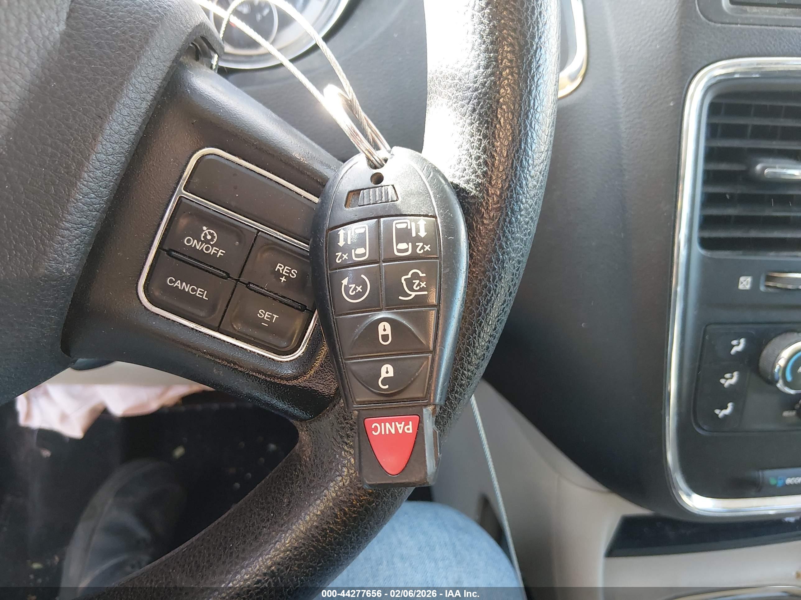 DODGE GRAND image 11
