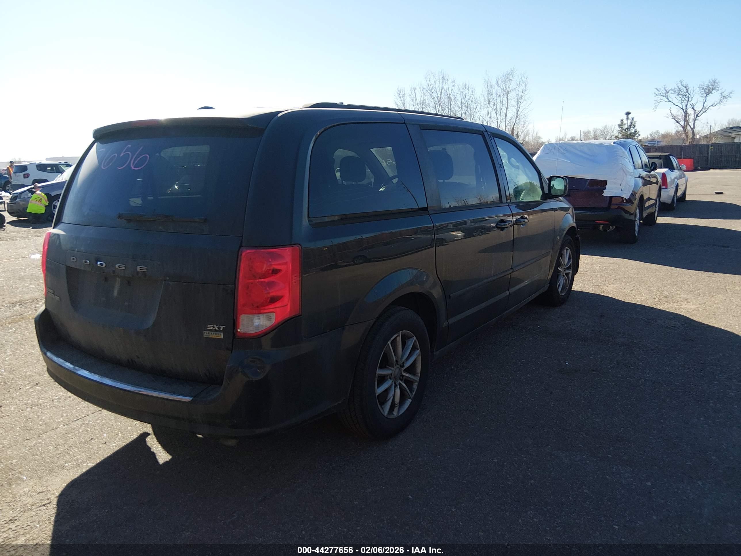 DODGE GRAND image 4