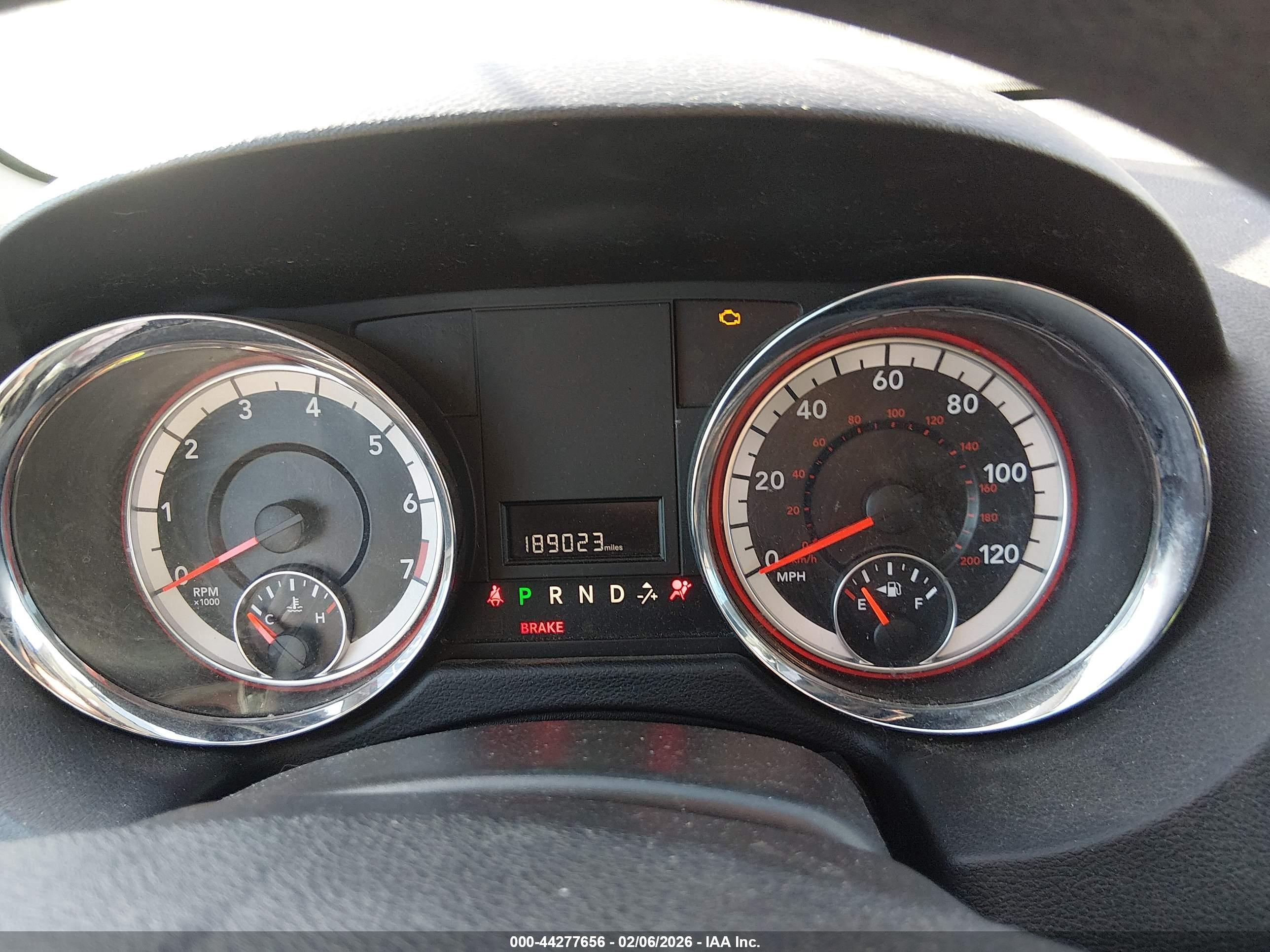 DODGE GRAND image 7