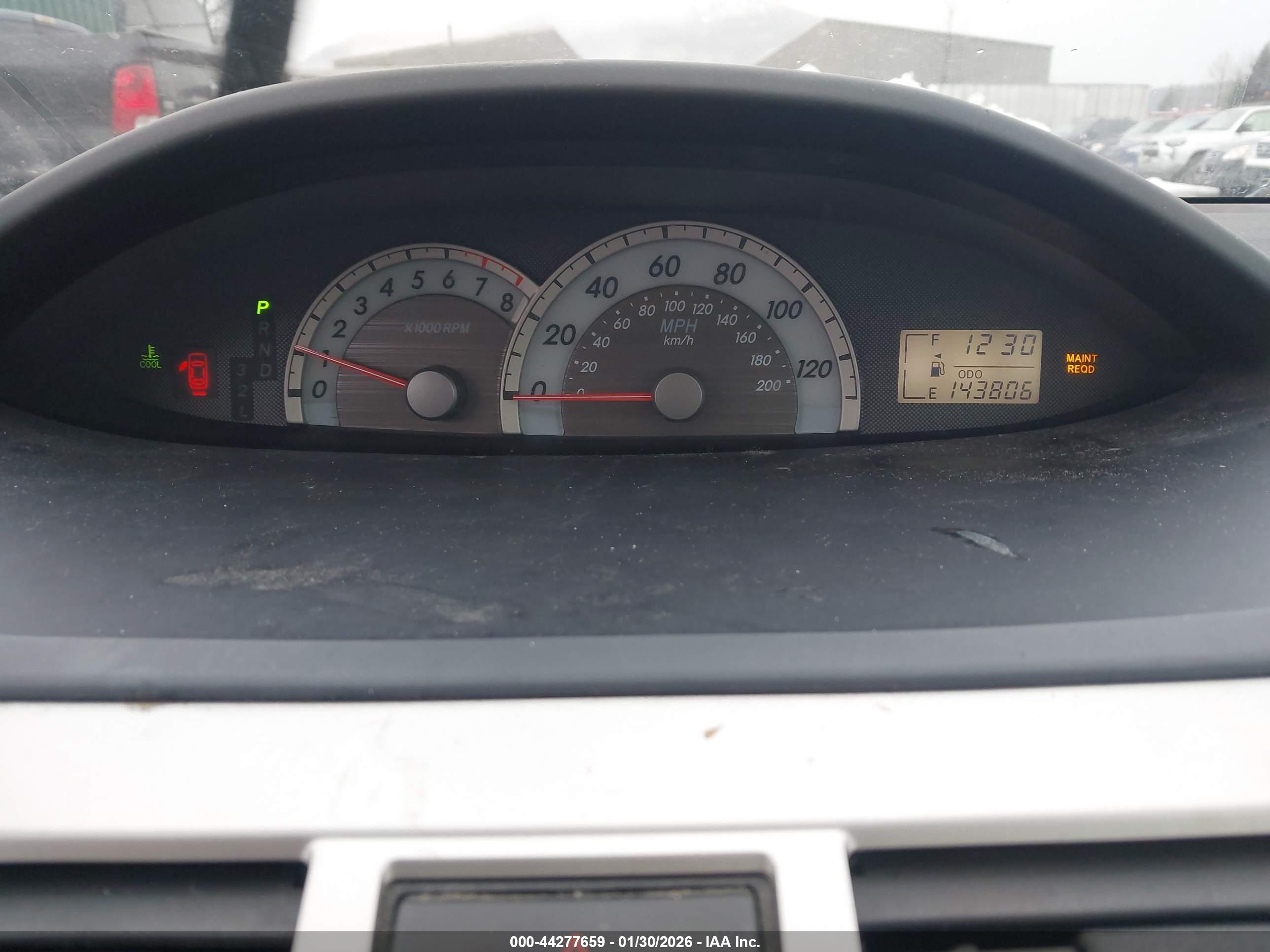 TOYOTA YARIS image 7