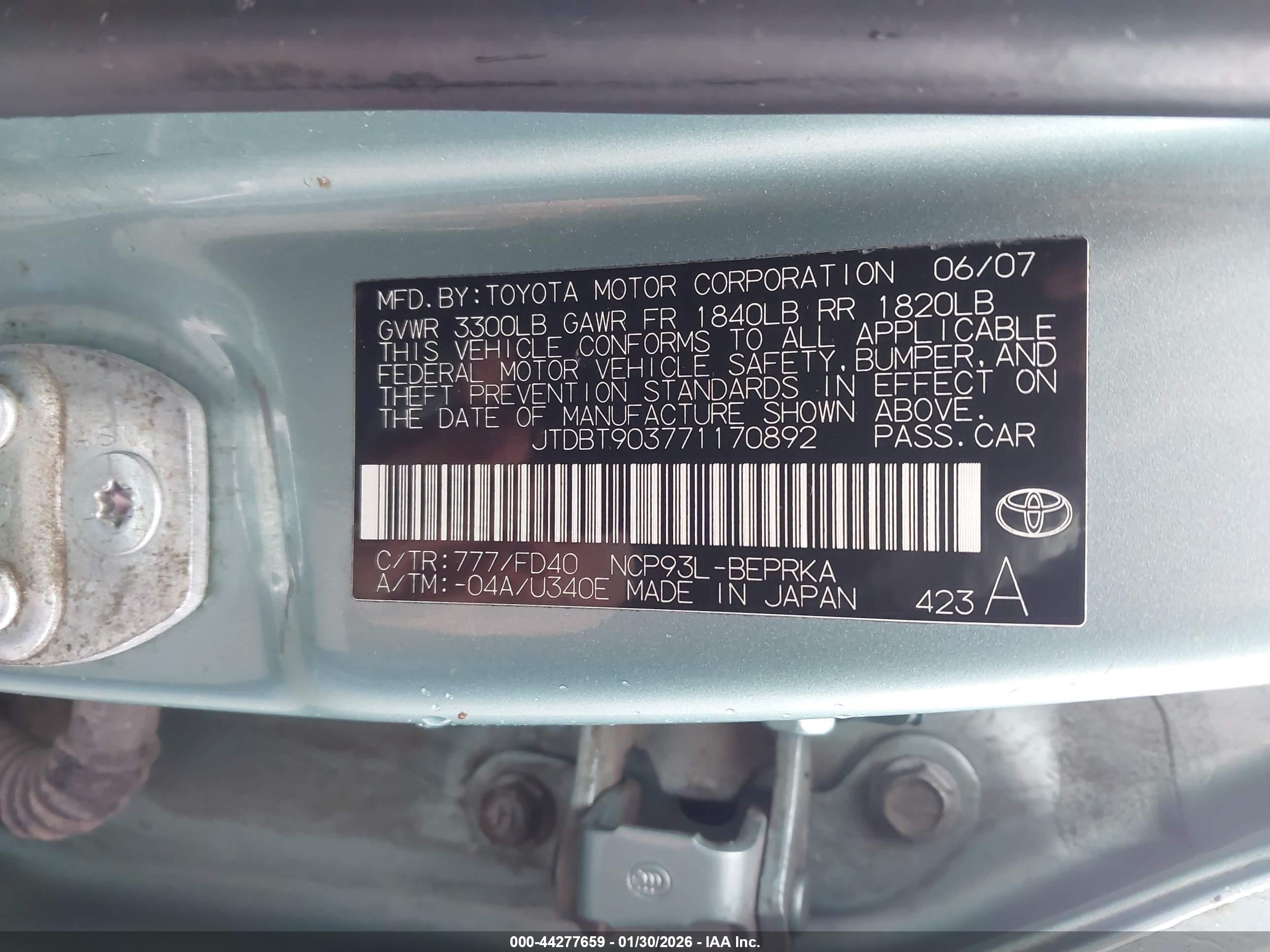 TOYOTA YARIS image 9