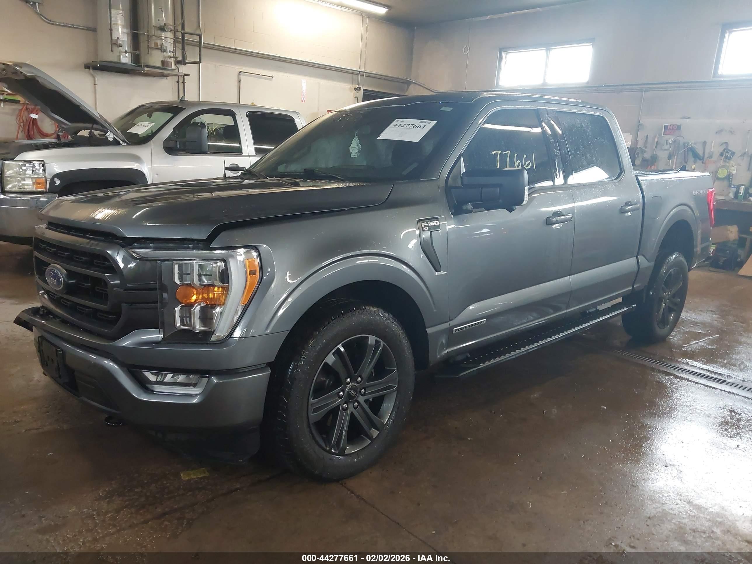 FORD F-150 image 2