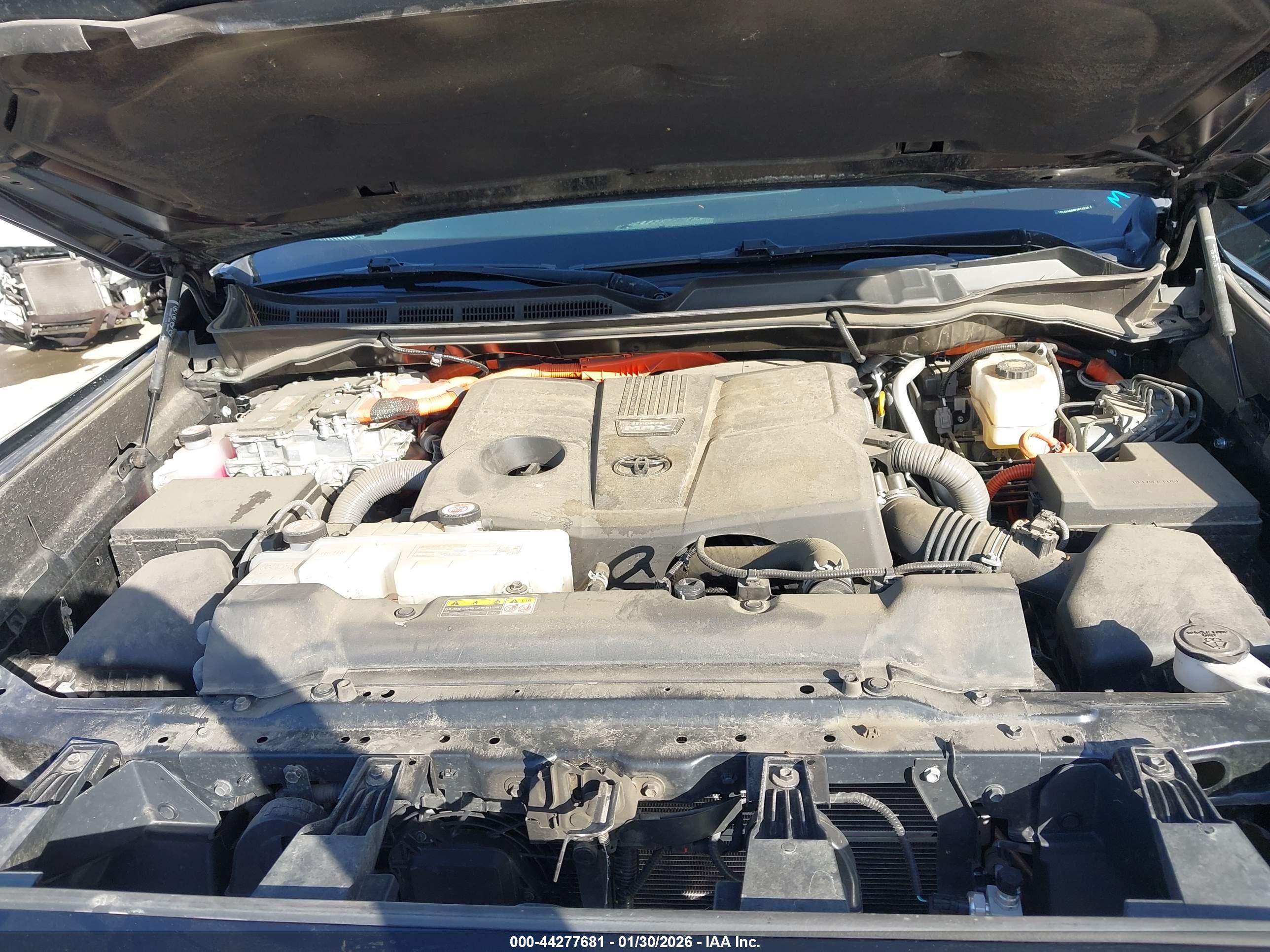 TOYOTA SEQUOIA image 10