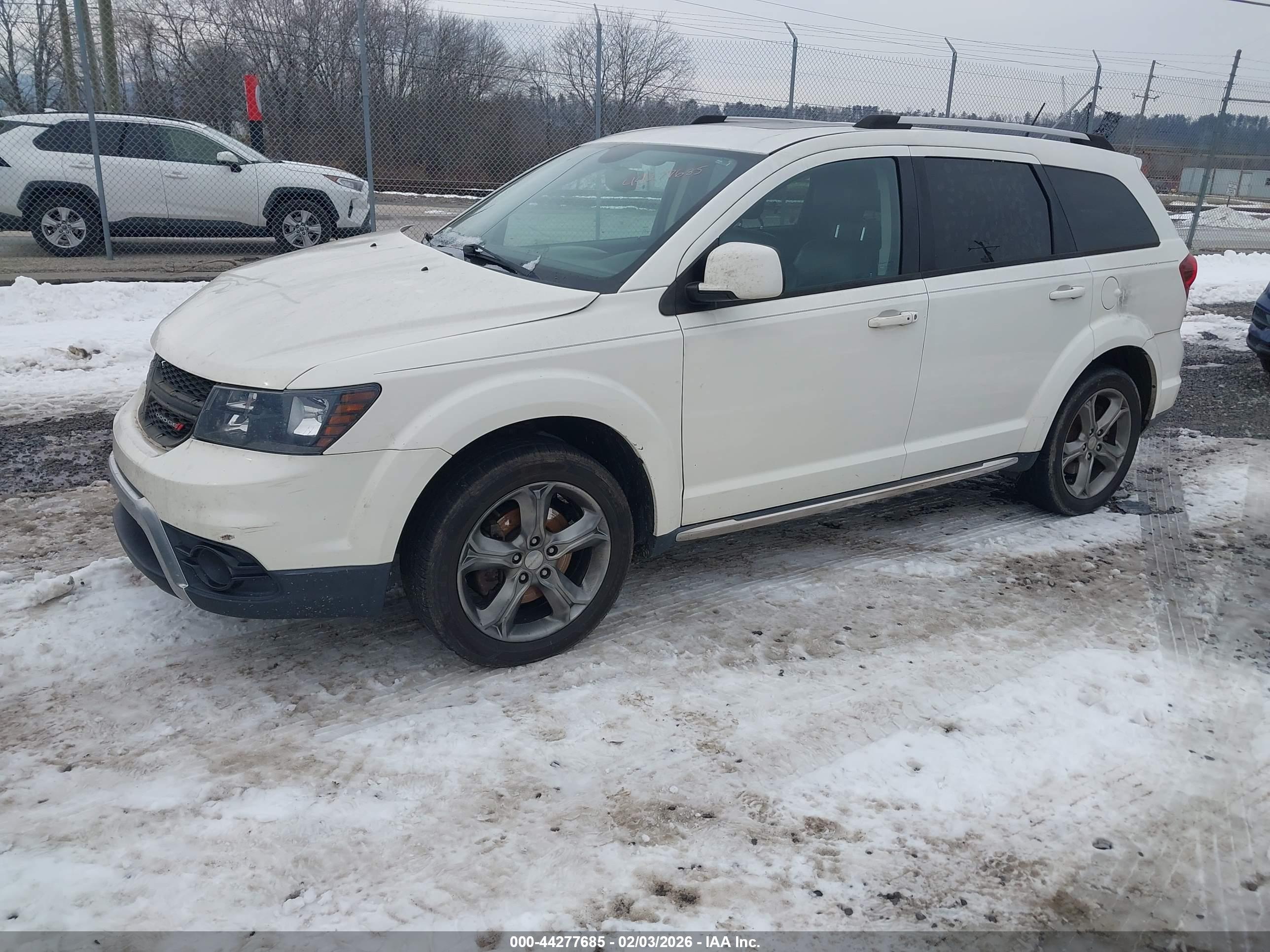 DODGE JOURNEY image 2