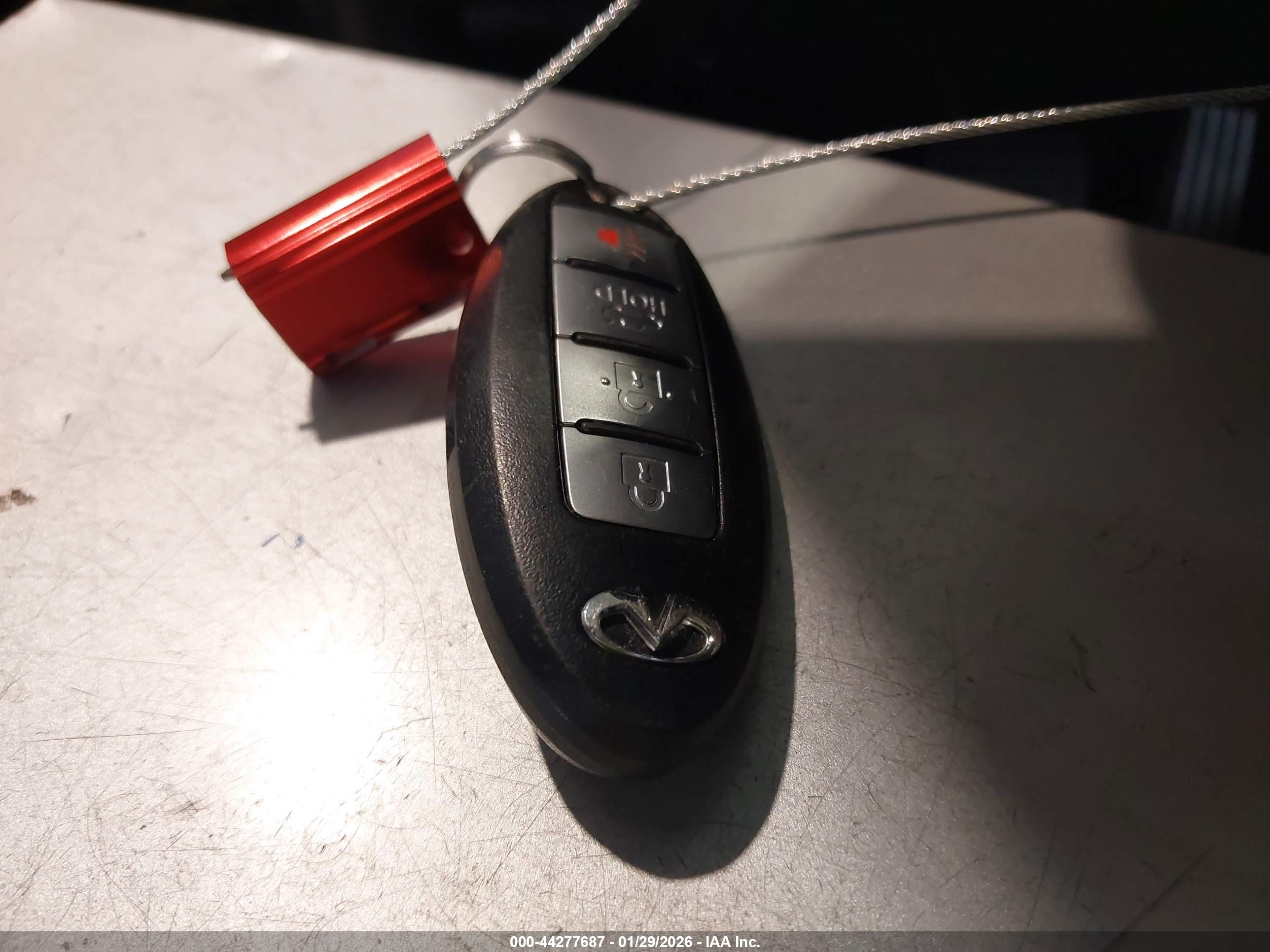 INFINITI G37X image 11