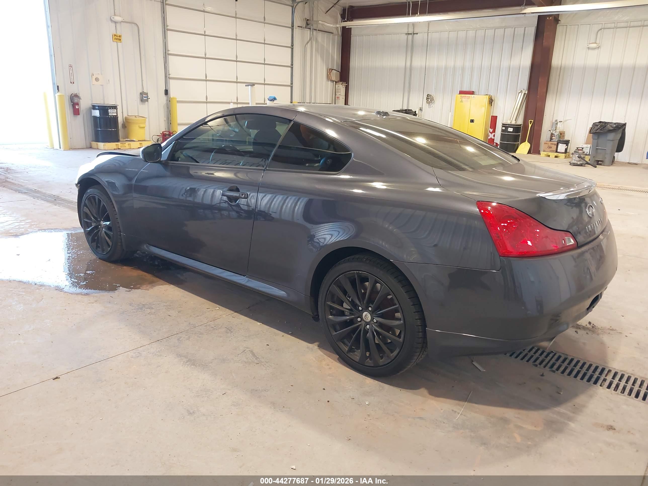 INFINITI G37X image 3