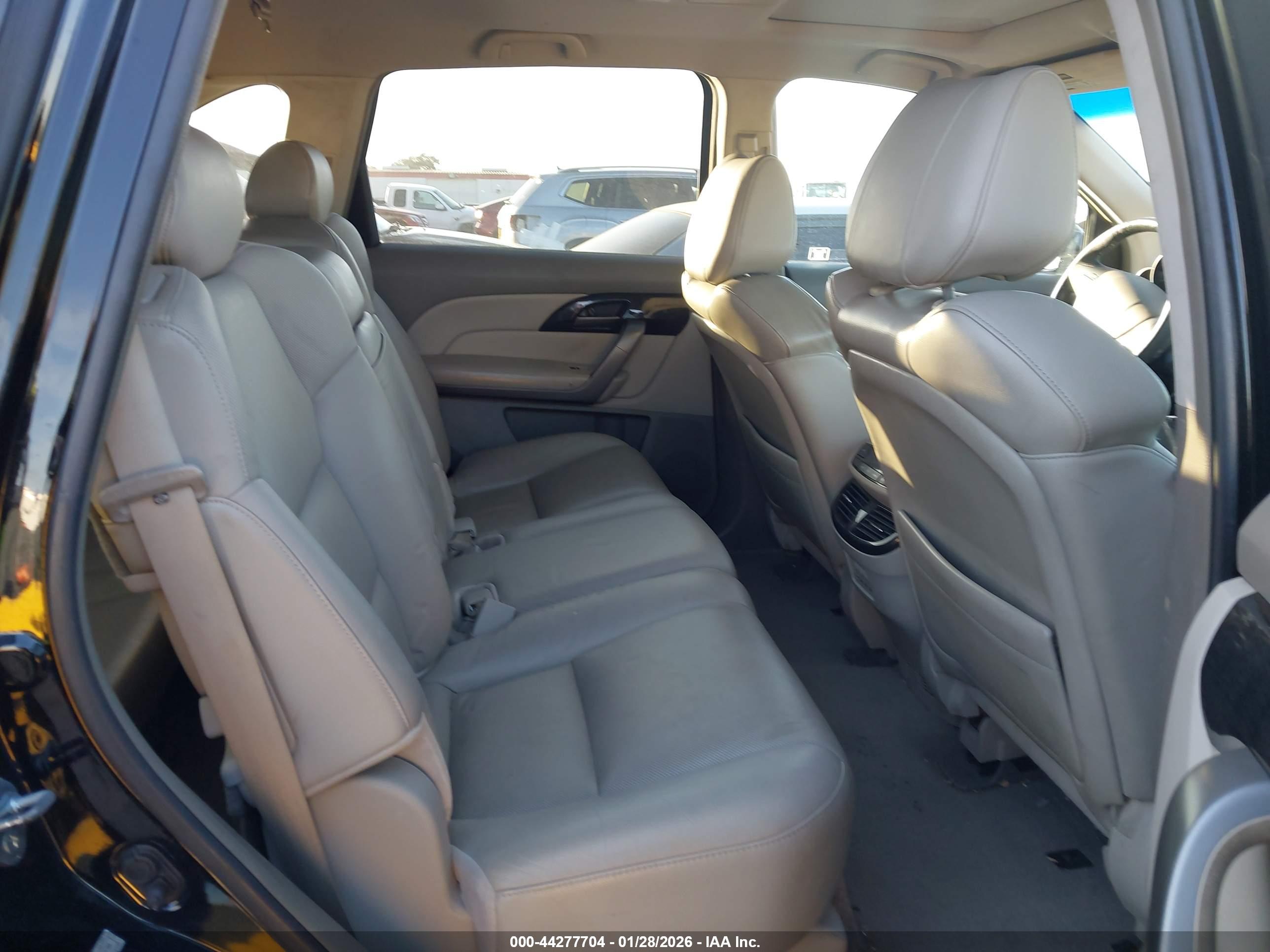 ACURA MDX image 8