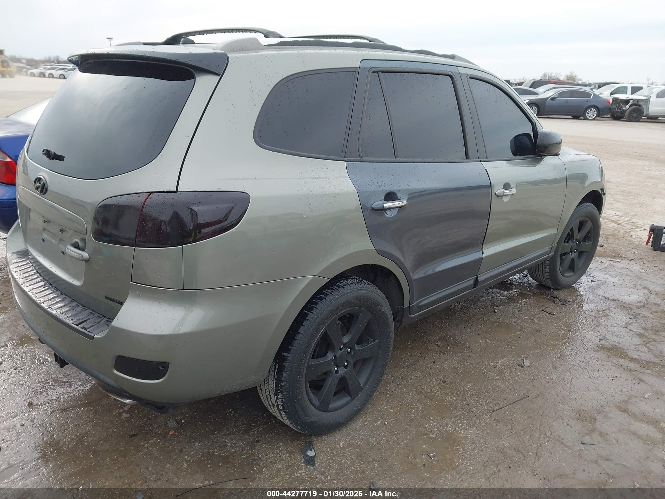 HYUNDAI SANTA image 4