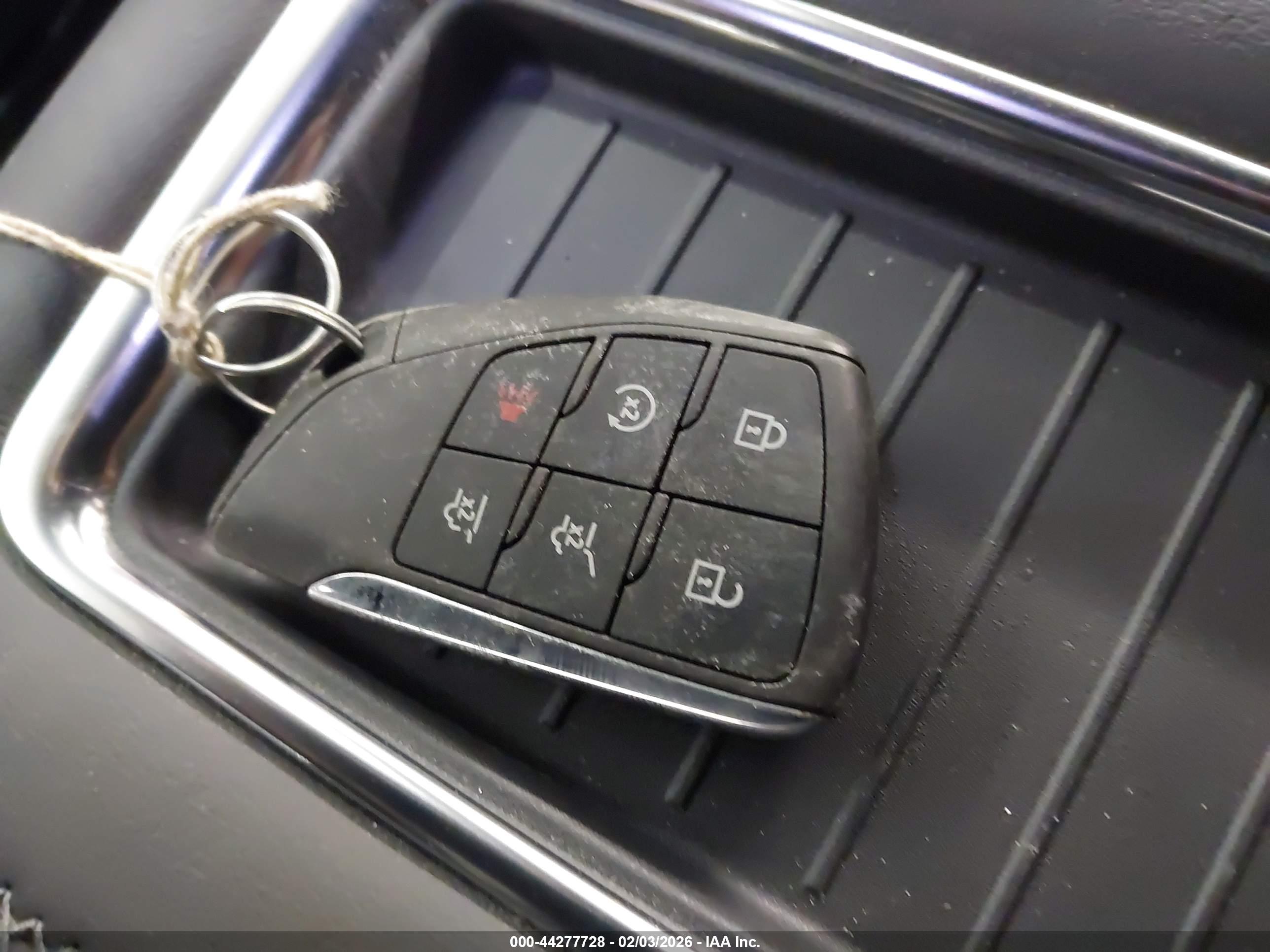 GMC YUKON image 11