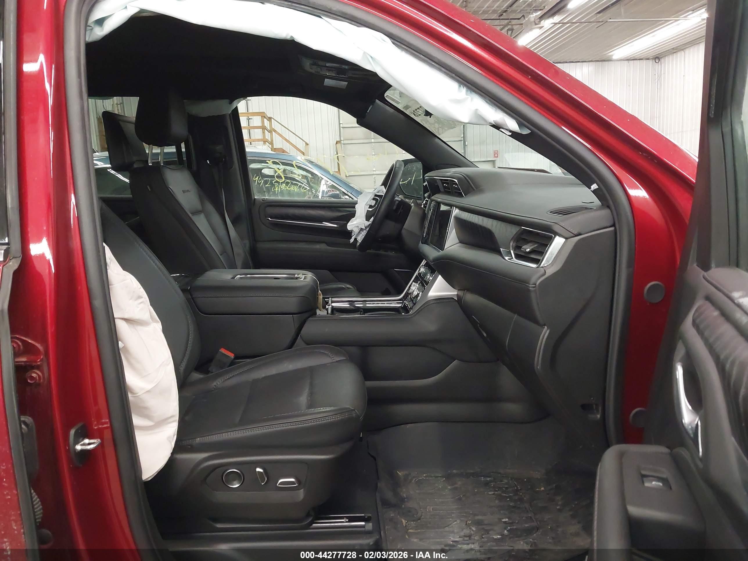 GMC YUKON image 5