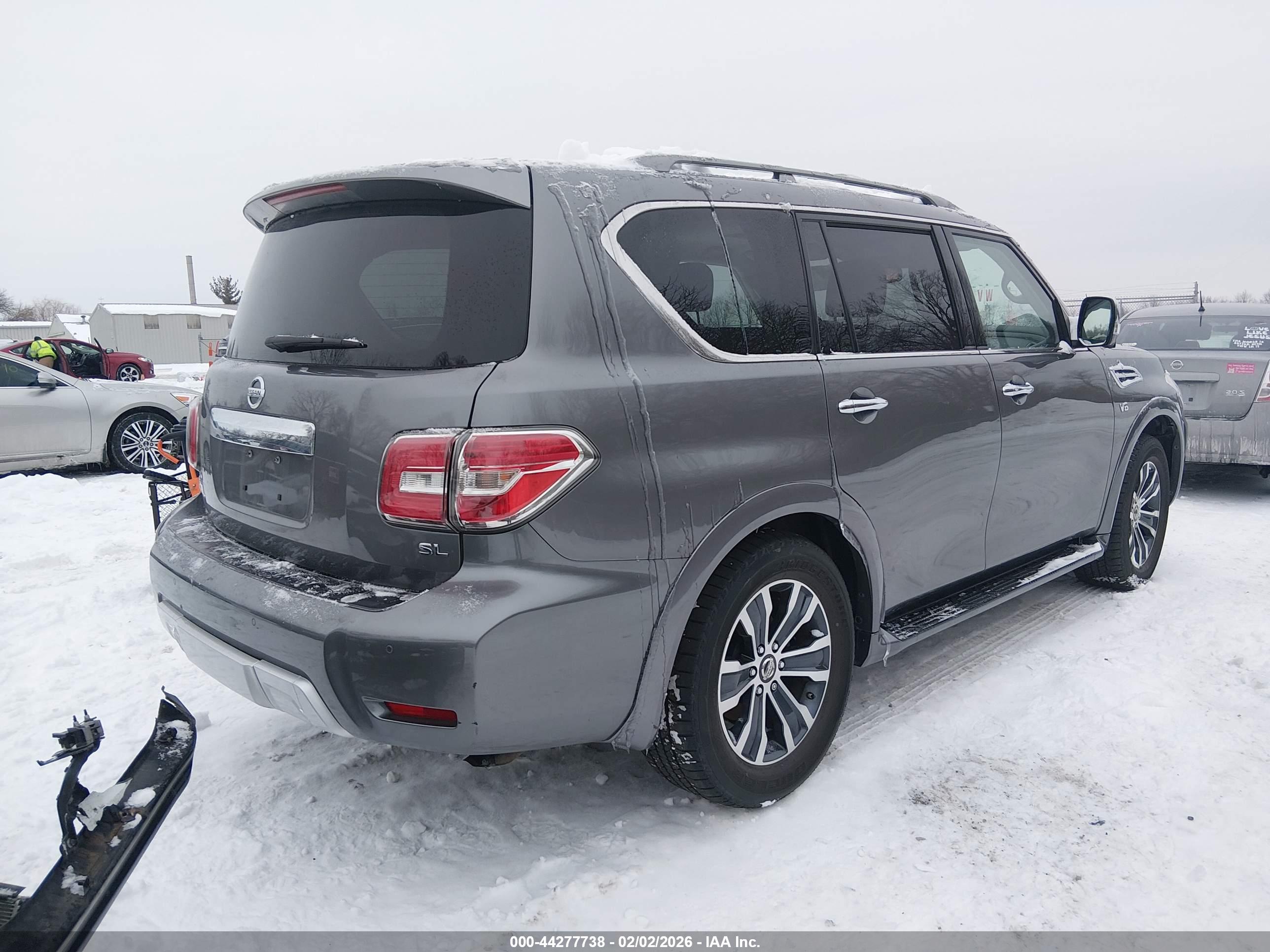 NISSAN ARMADA image 4