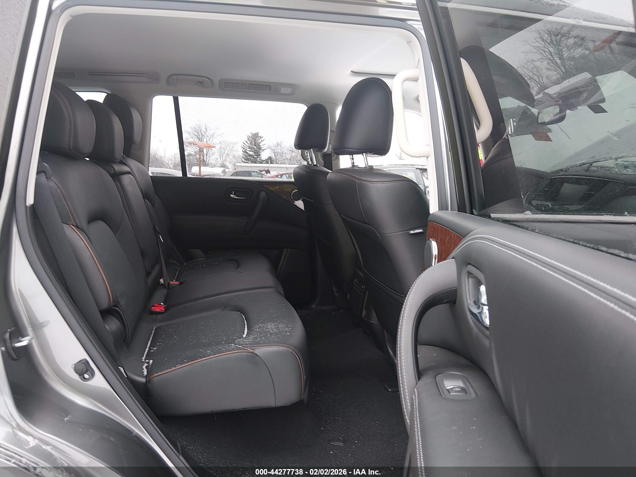 NISSAN ARMADA image 8