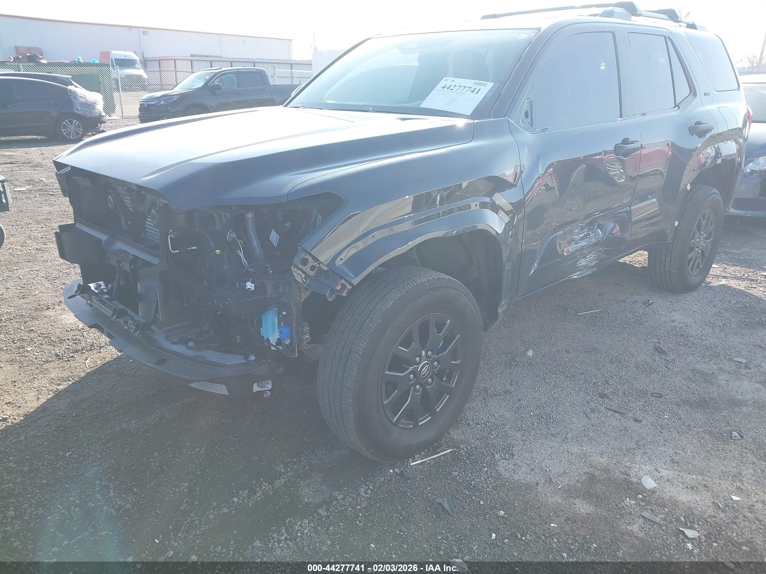 TOYOTA 4RUNNER image 6