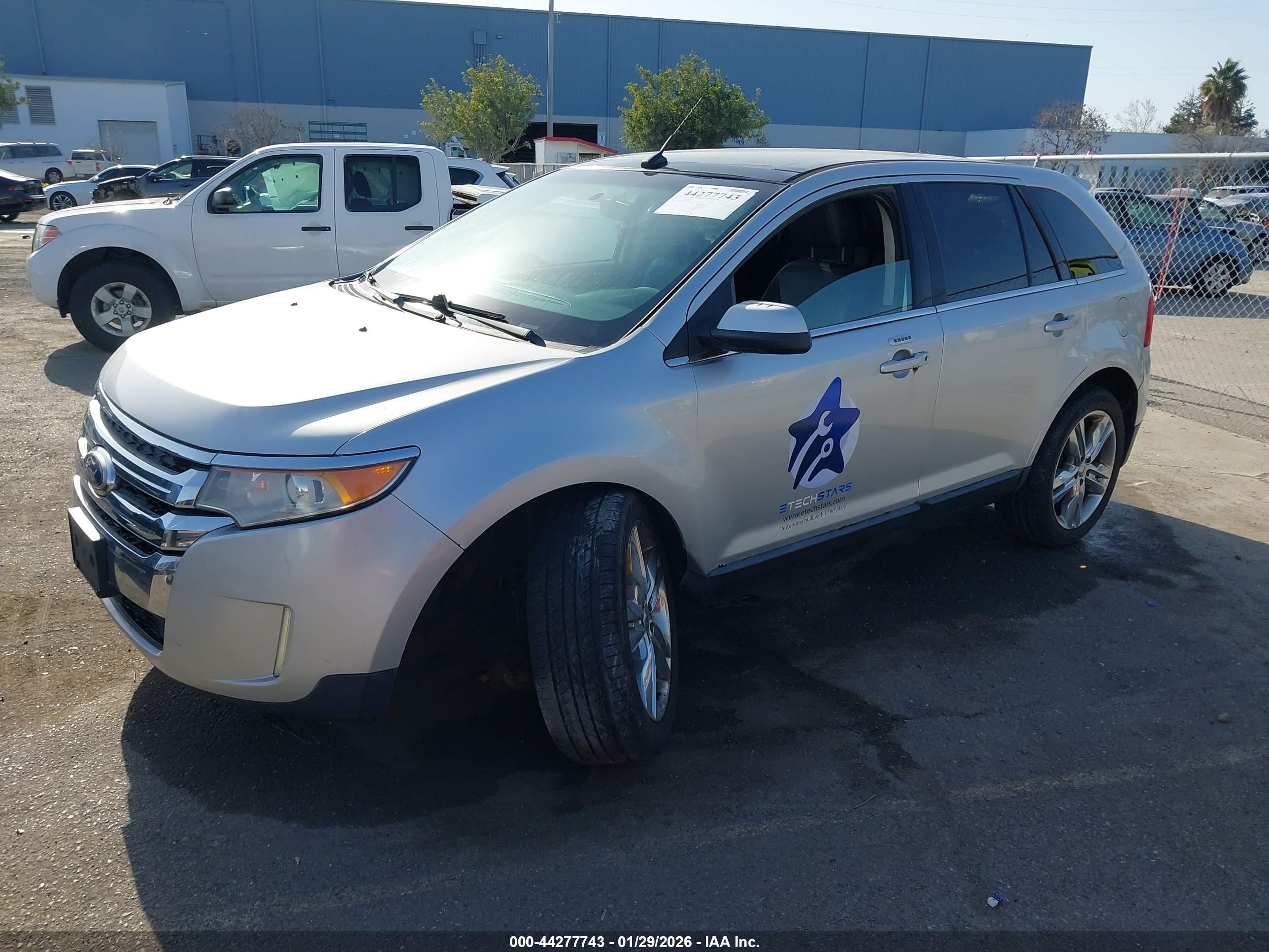 FORD EDGE image 2