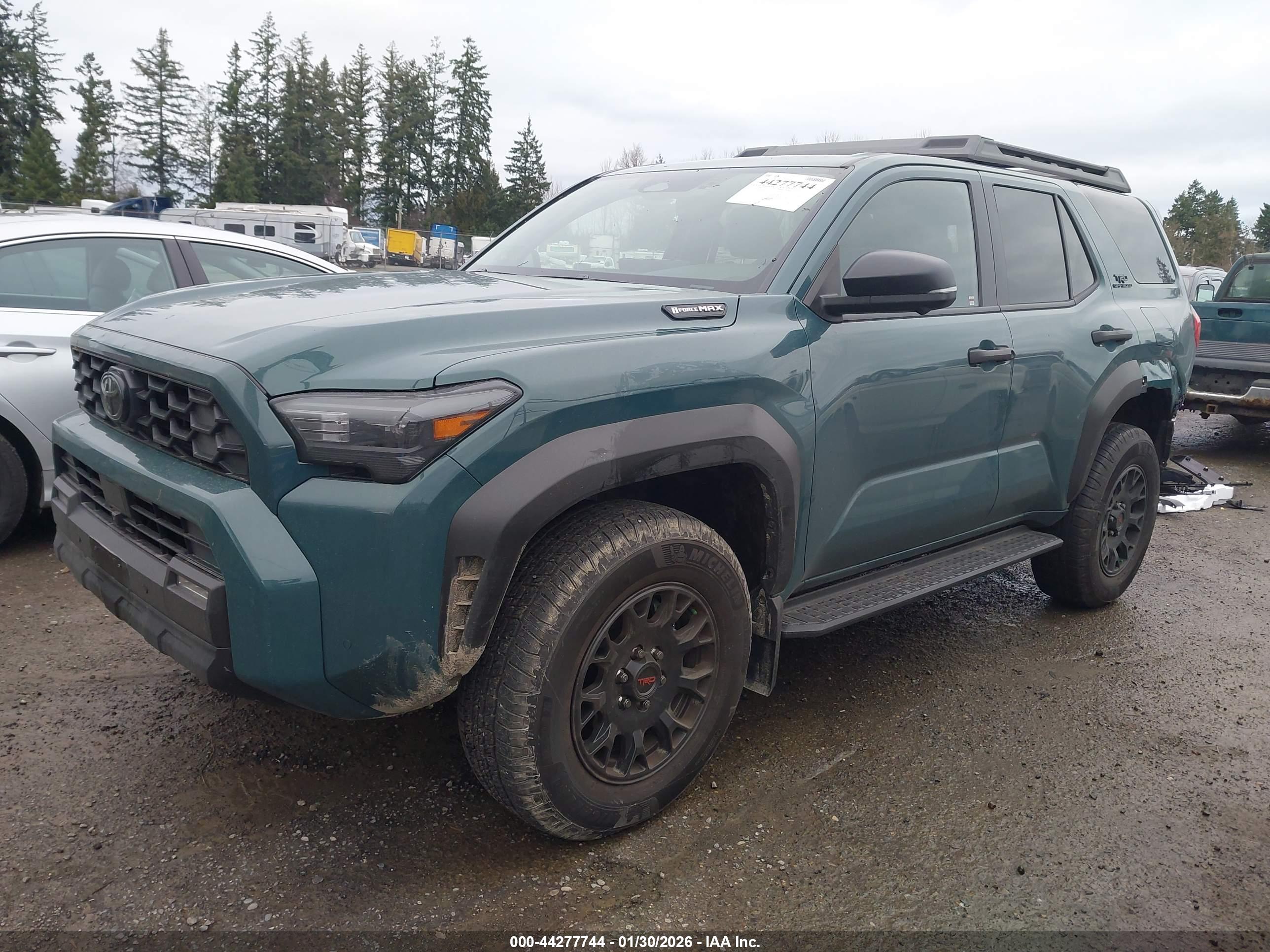 TOYOTA 4RUNNER image 2