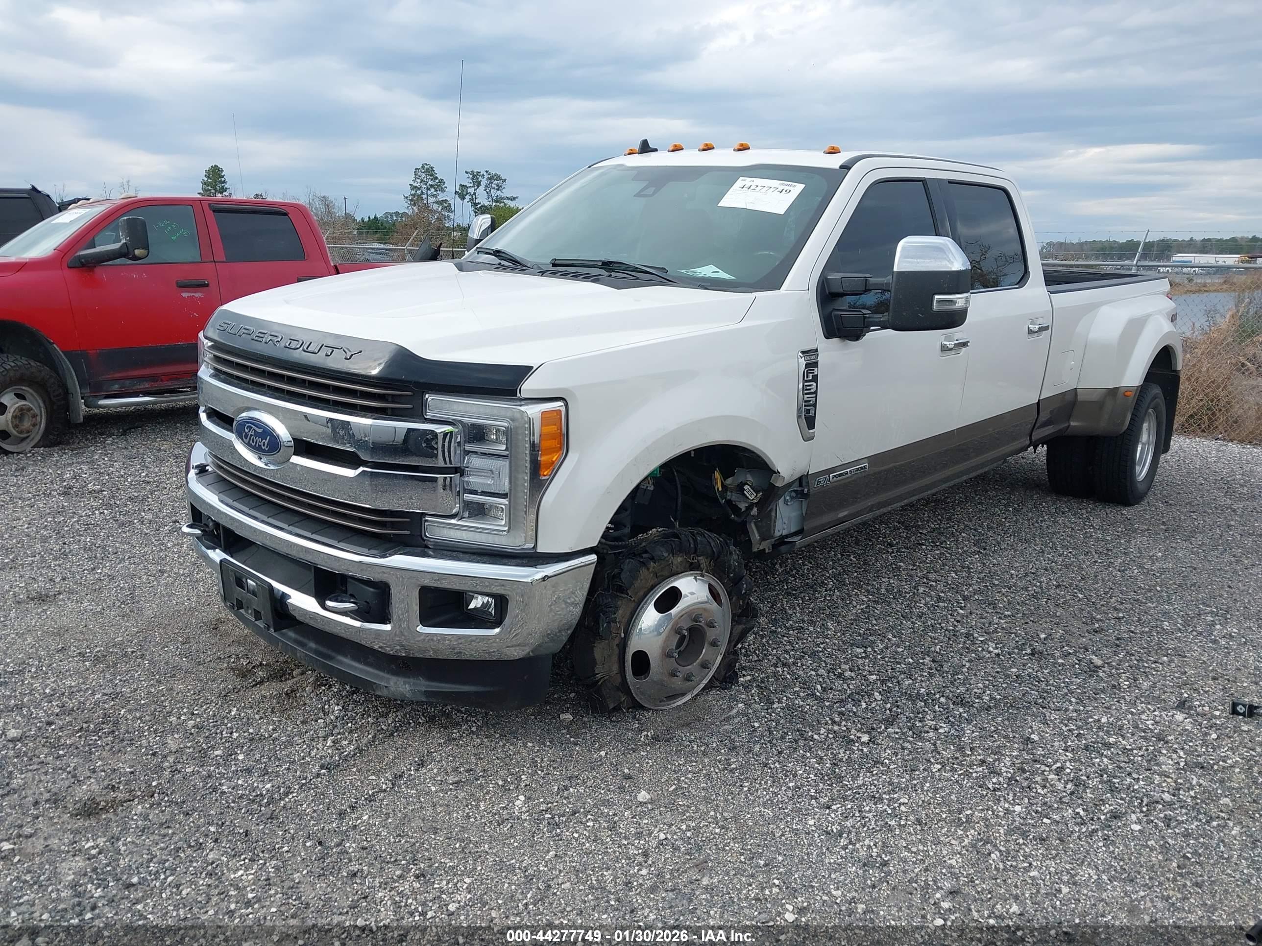 FORD F-350 image 2