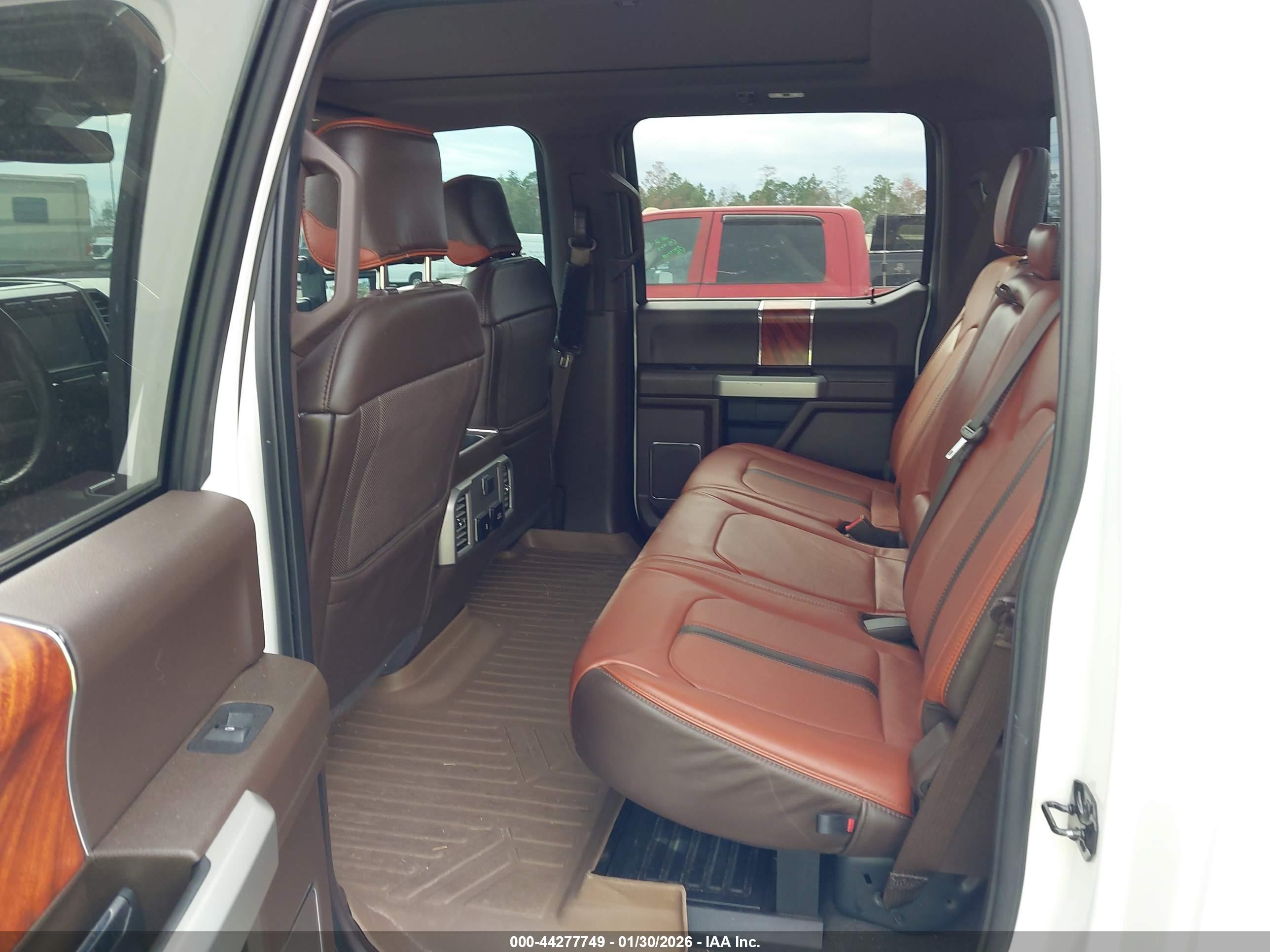 FORD F-350 image 8