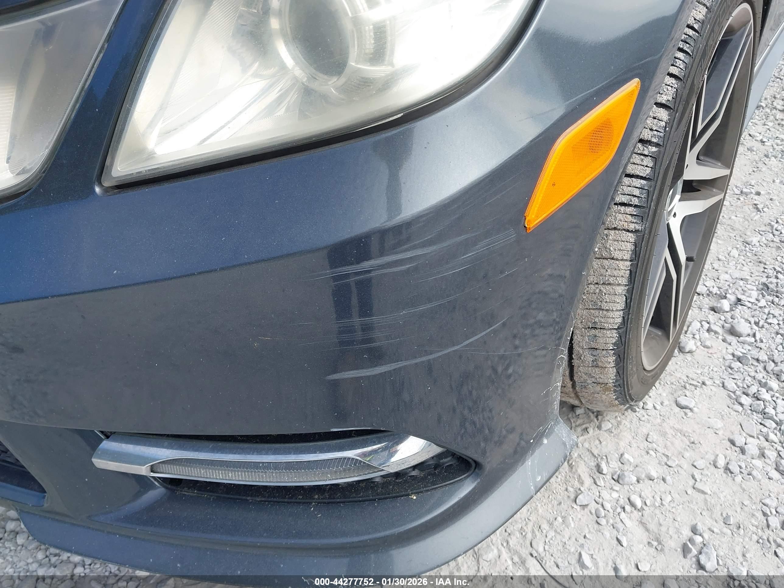 MERCEDES-BENZ E image 6