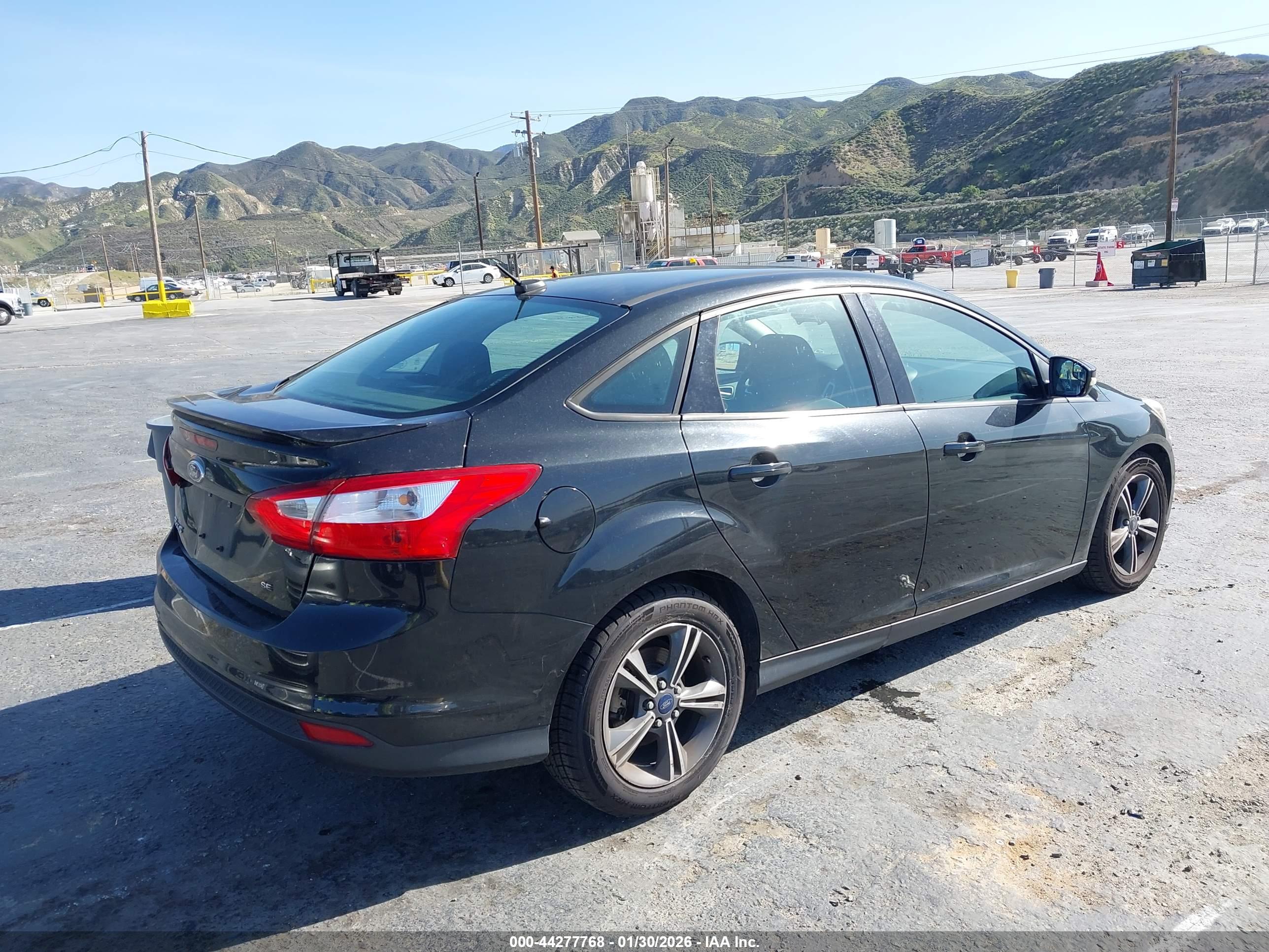 FORD FOCUS image 4