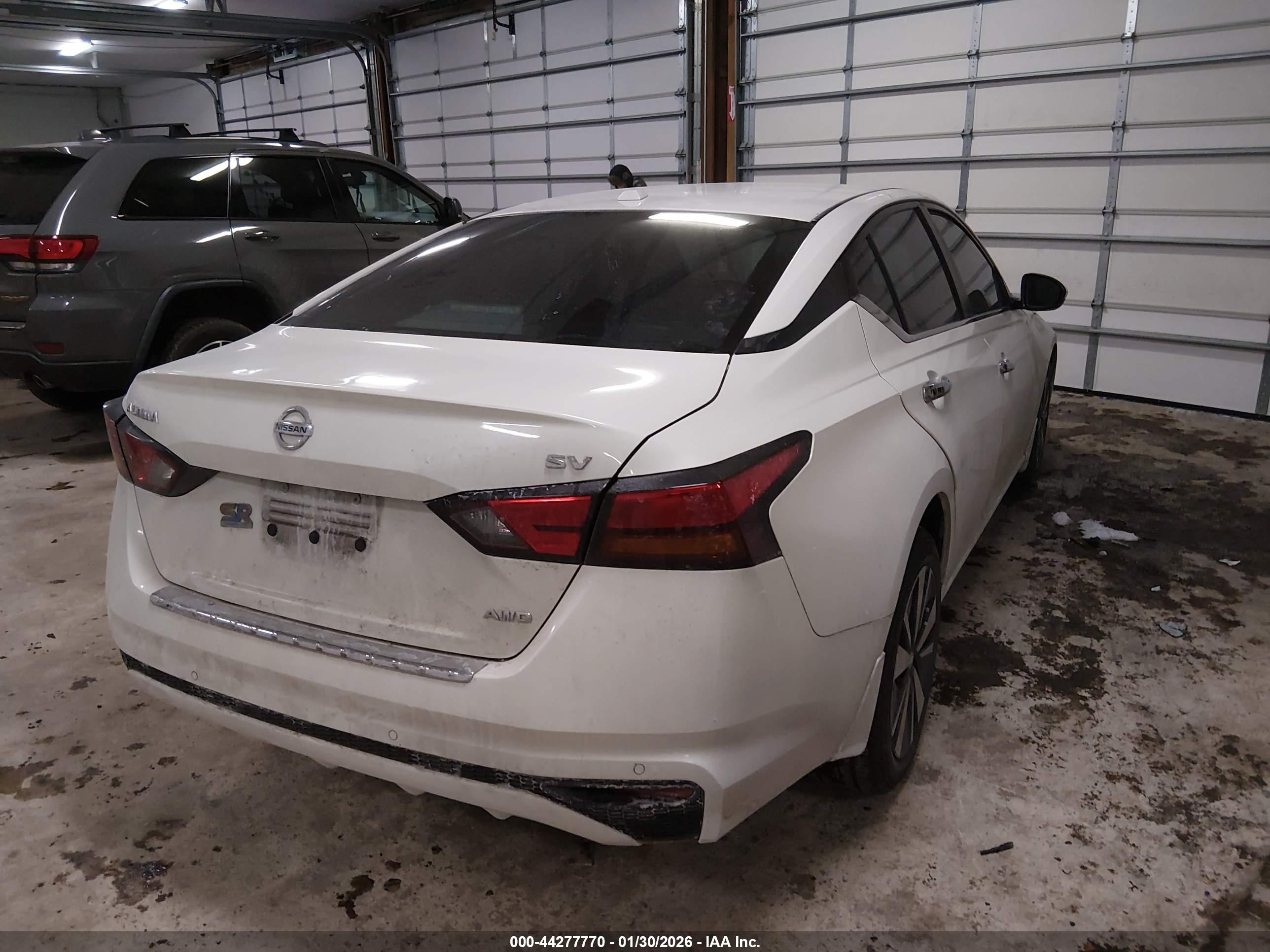 NISSAN ALTIMA image 4
