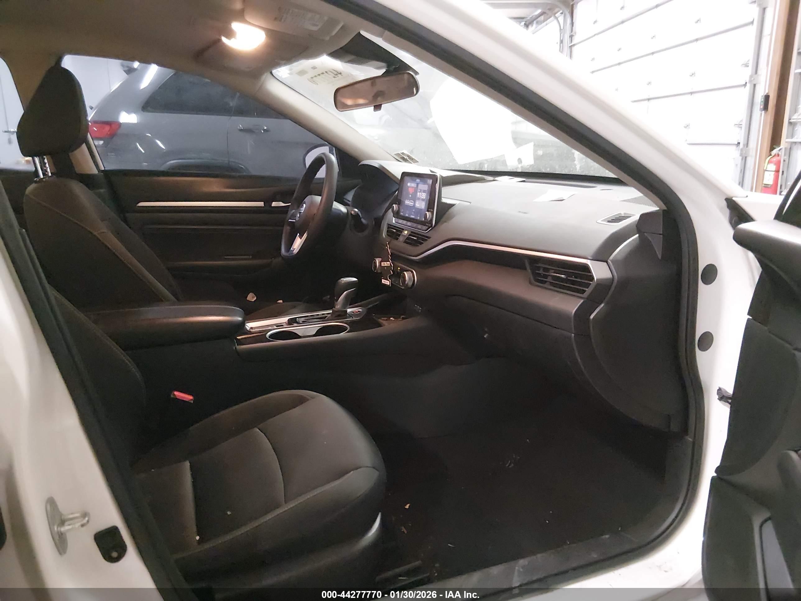 NISSAN ALTIMA image 5