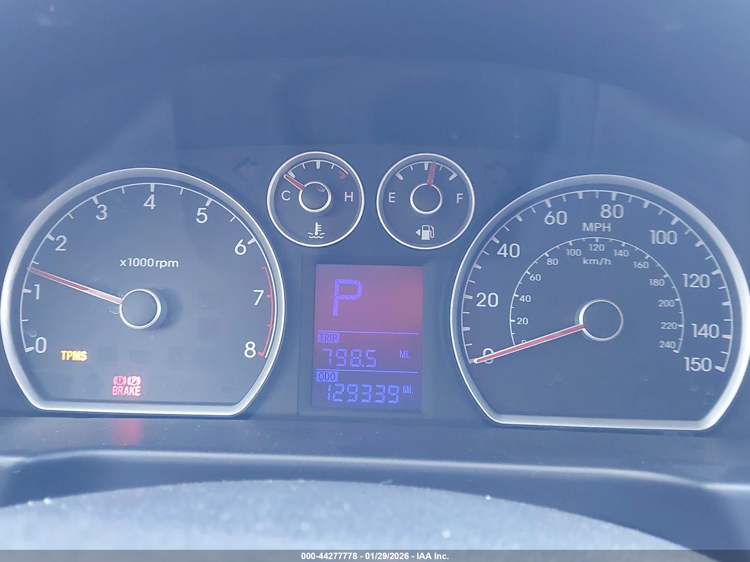HYUNDAI ELANTRA image 7