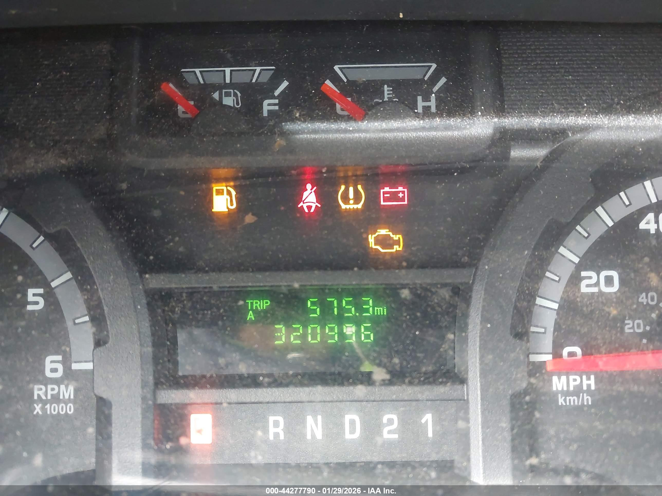 FORD E-150 image 7