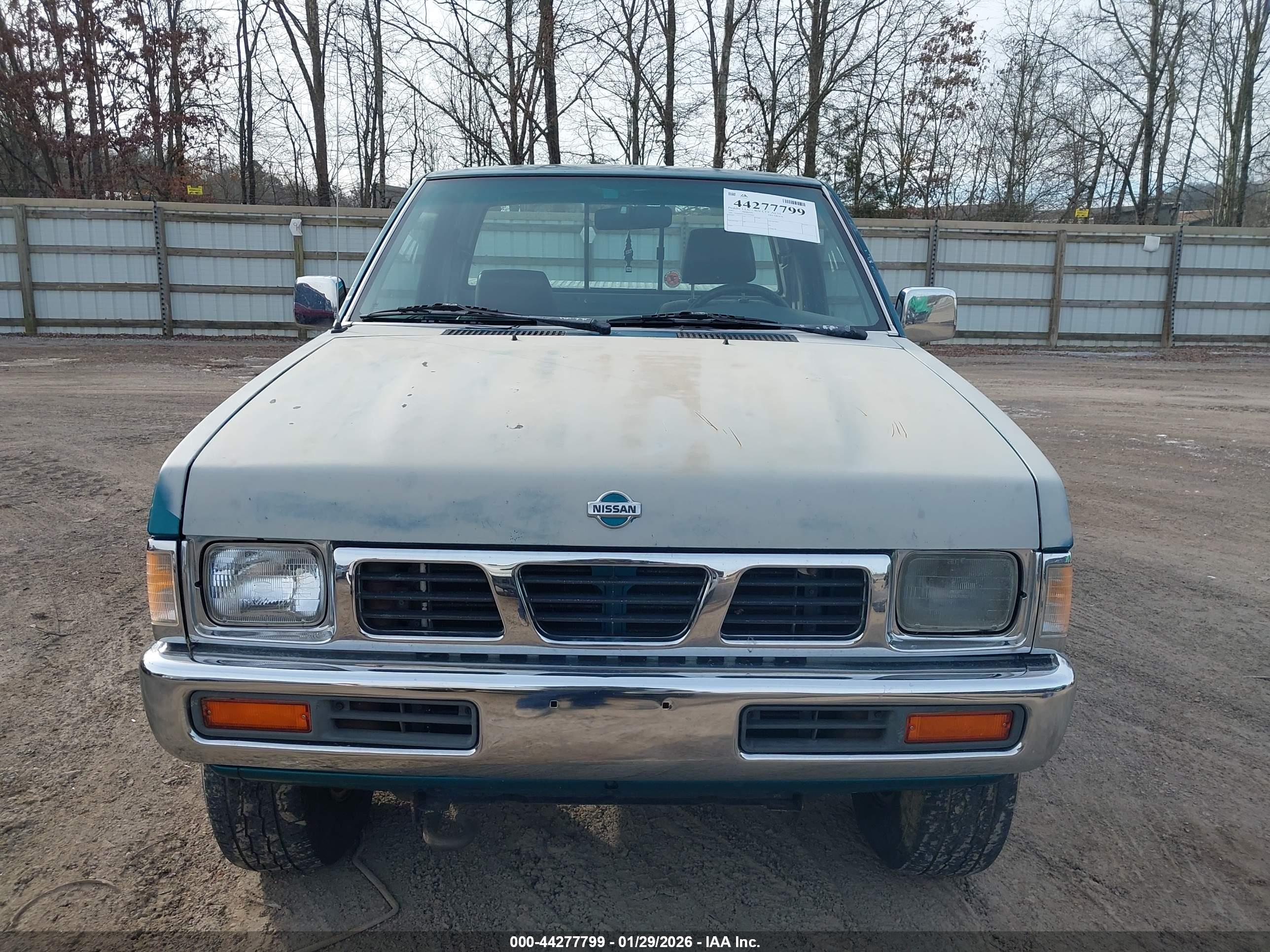 NISSAN 4X4 image 6