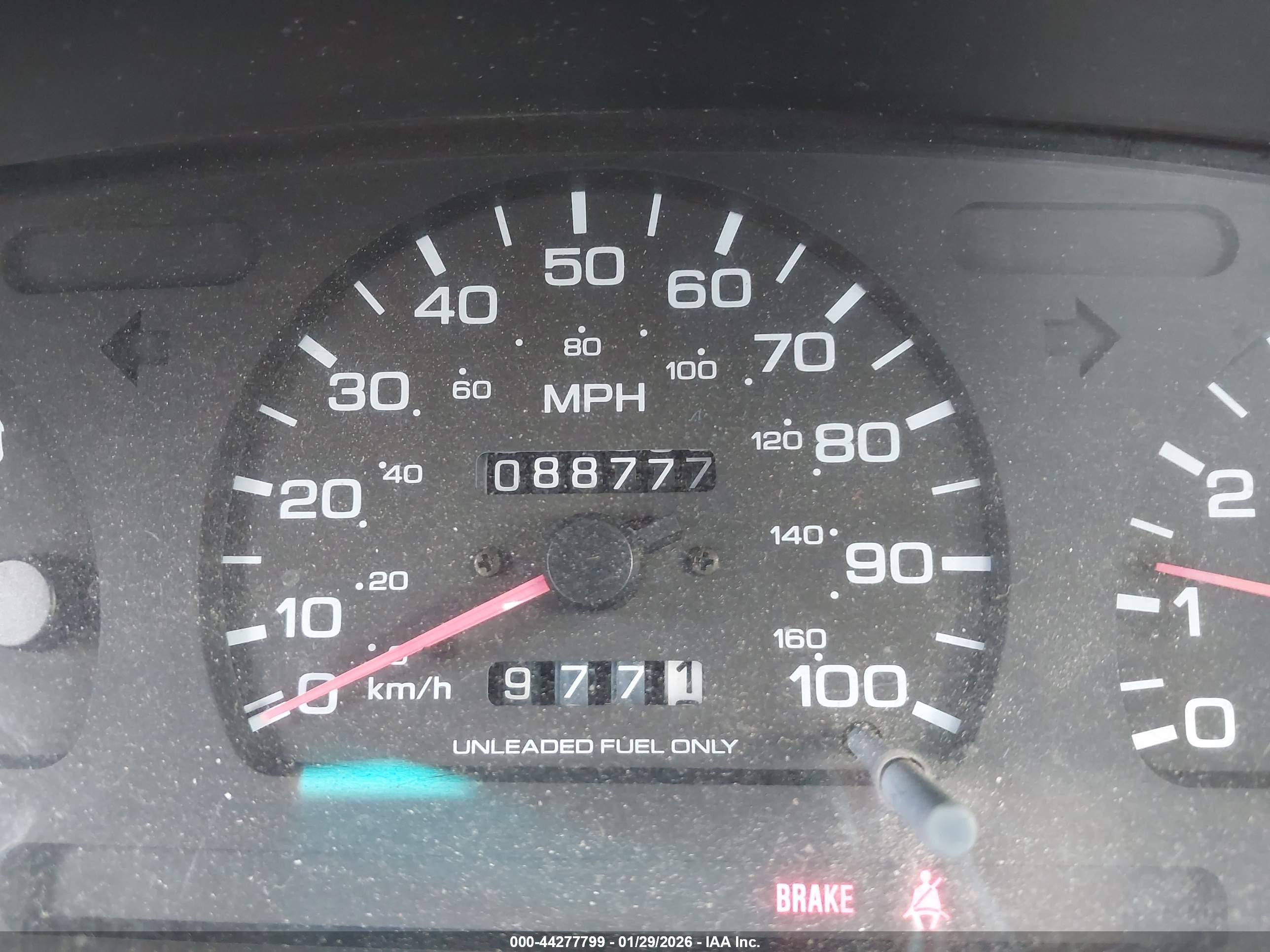 NISSAN 4X4 image 7