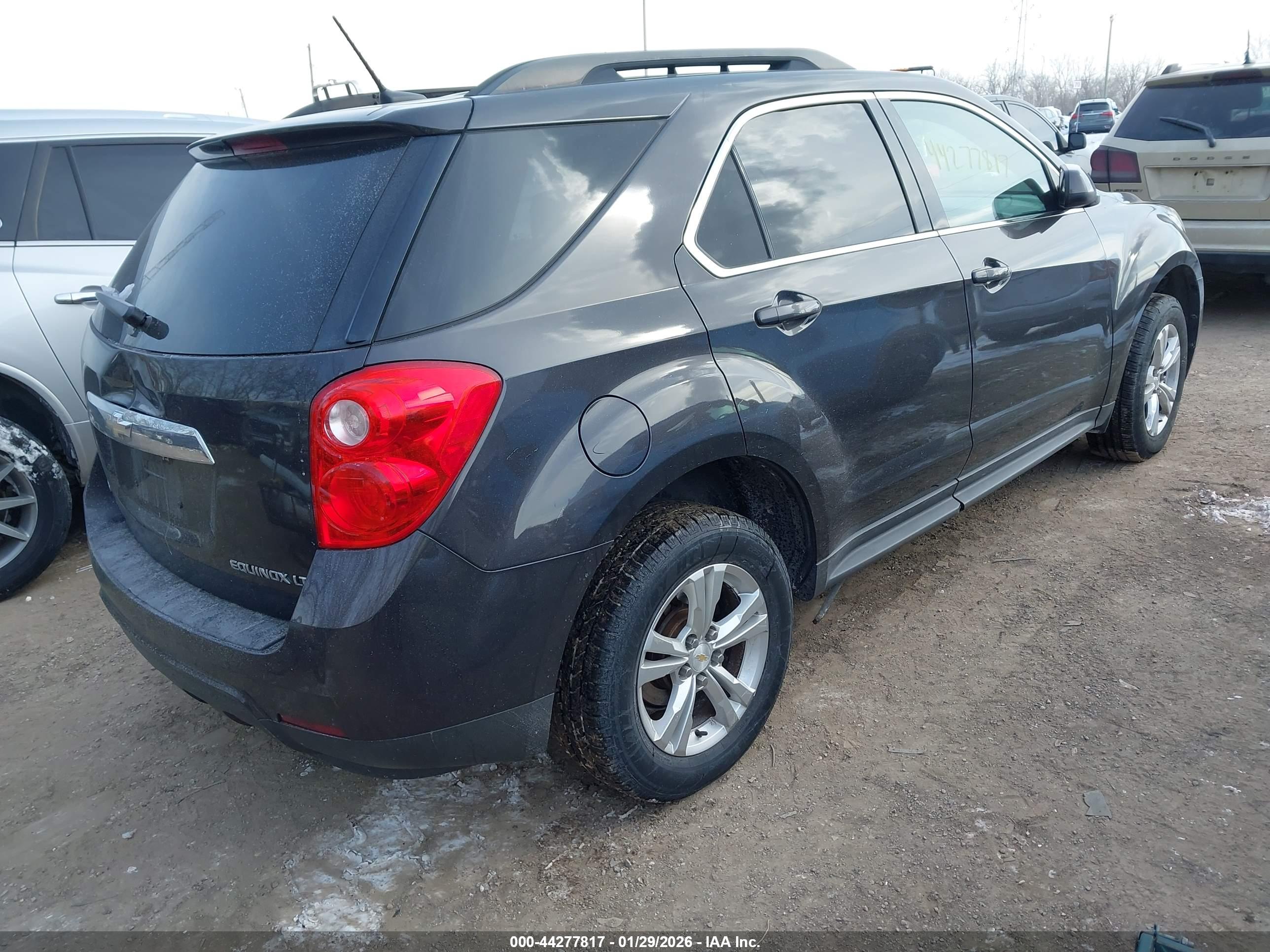 CHEVROLET EQUINOX image 4