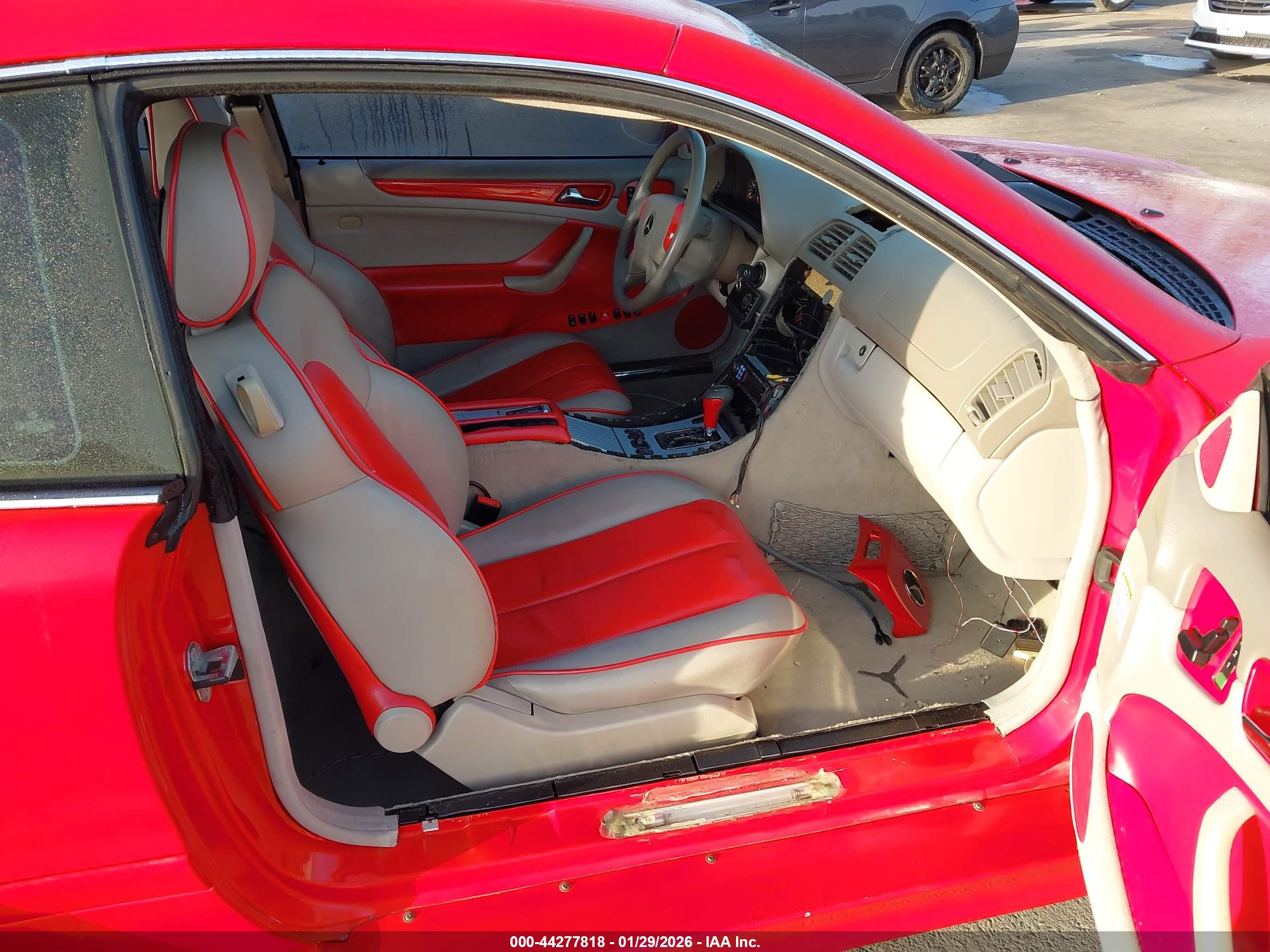 MERCEDES-BENZ CLK image 5
