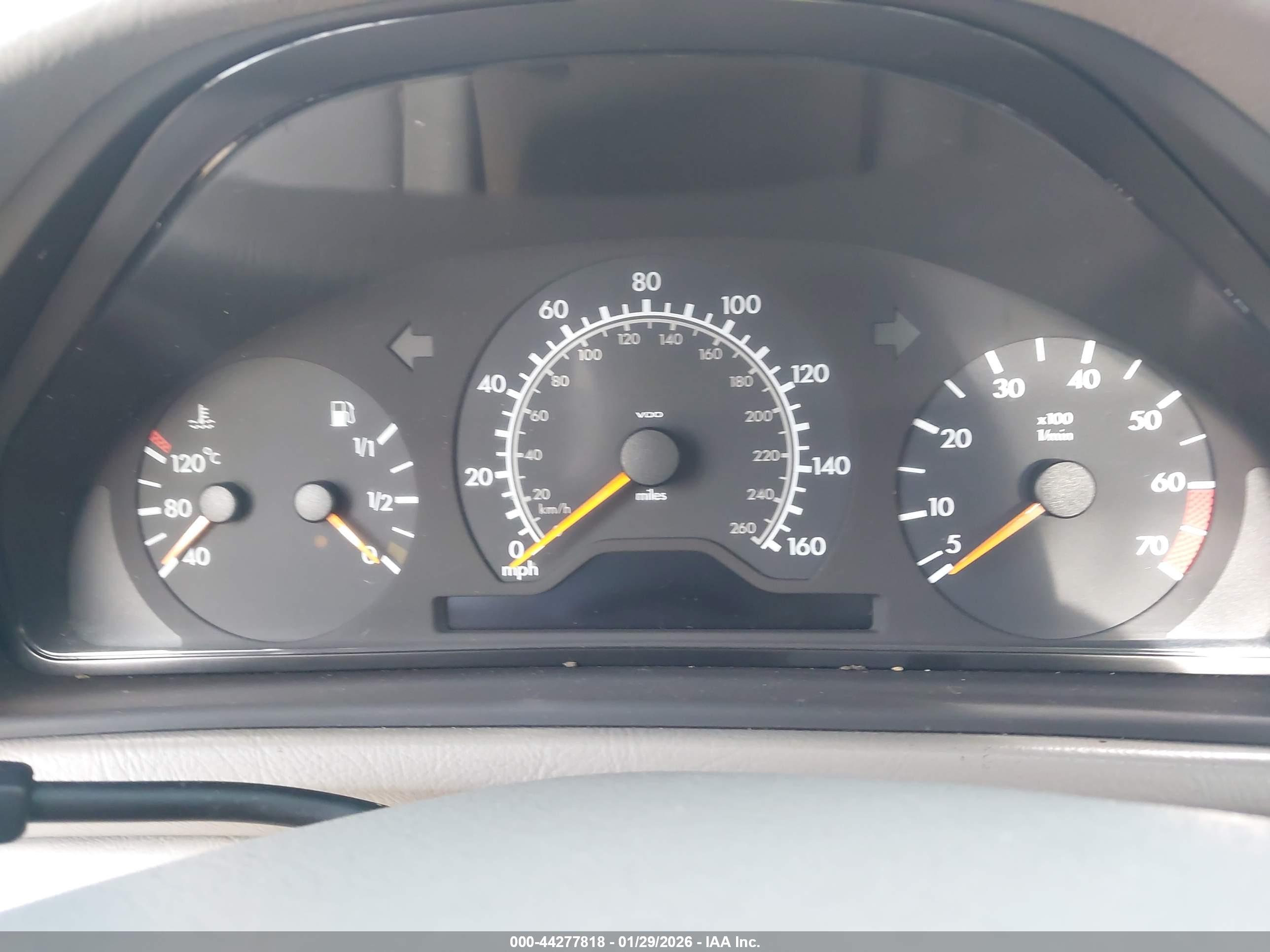 MERCEDES-BENZ CLK image 7