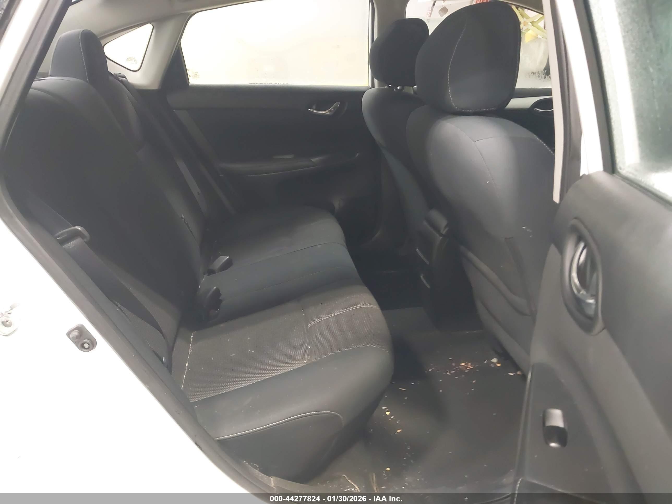 NISSAN SENTRA image 8