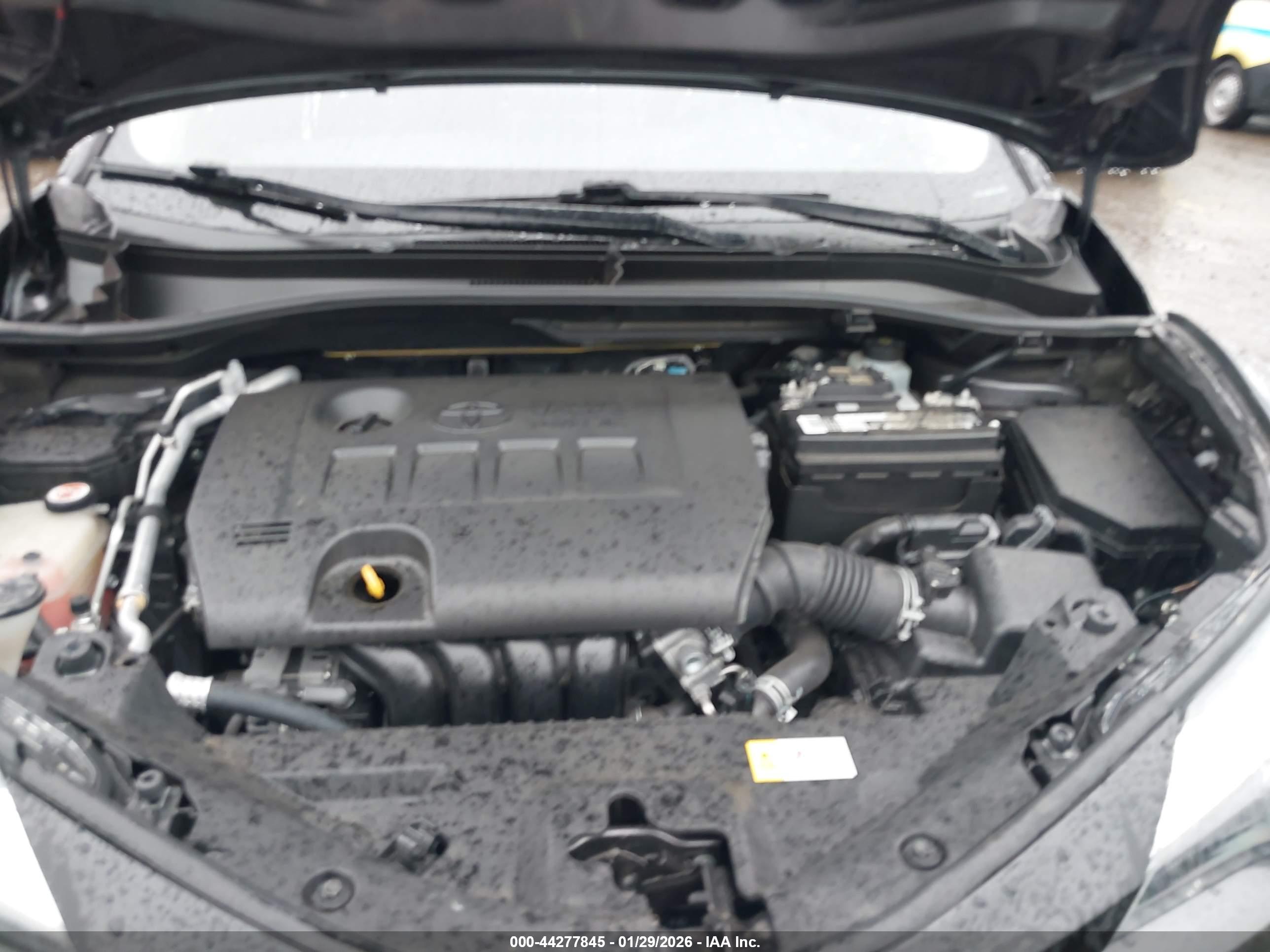 TOYOTA C-HR image 10