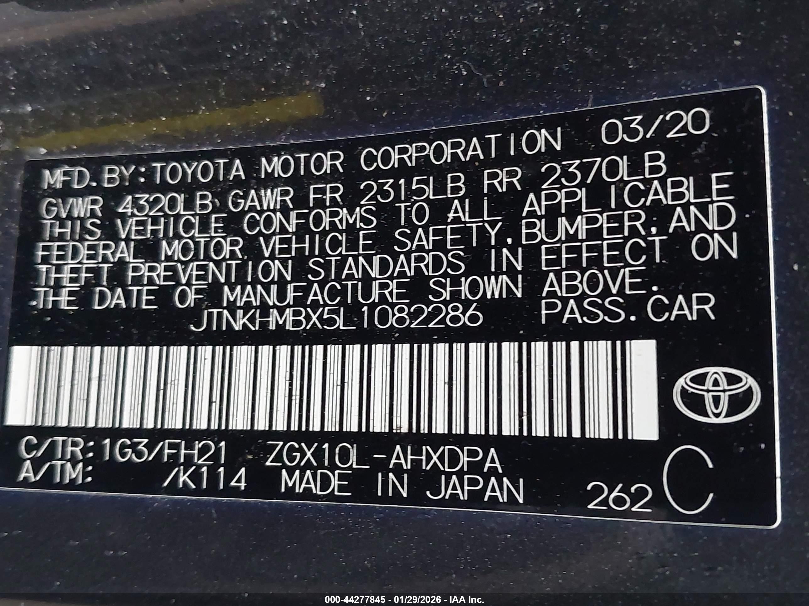TOYOTA C-HR image 9