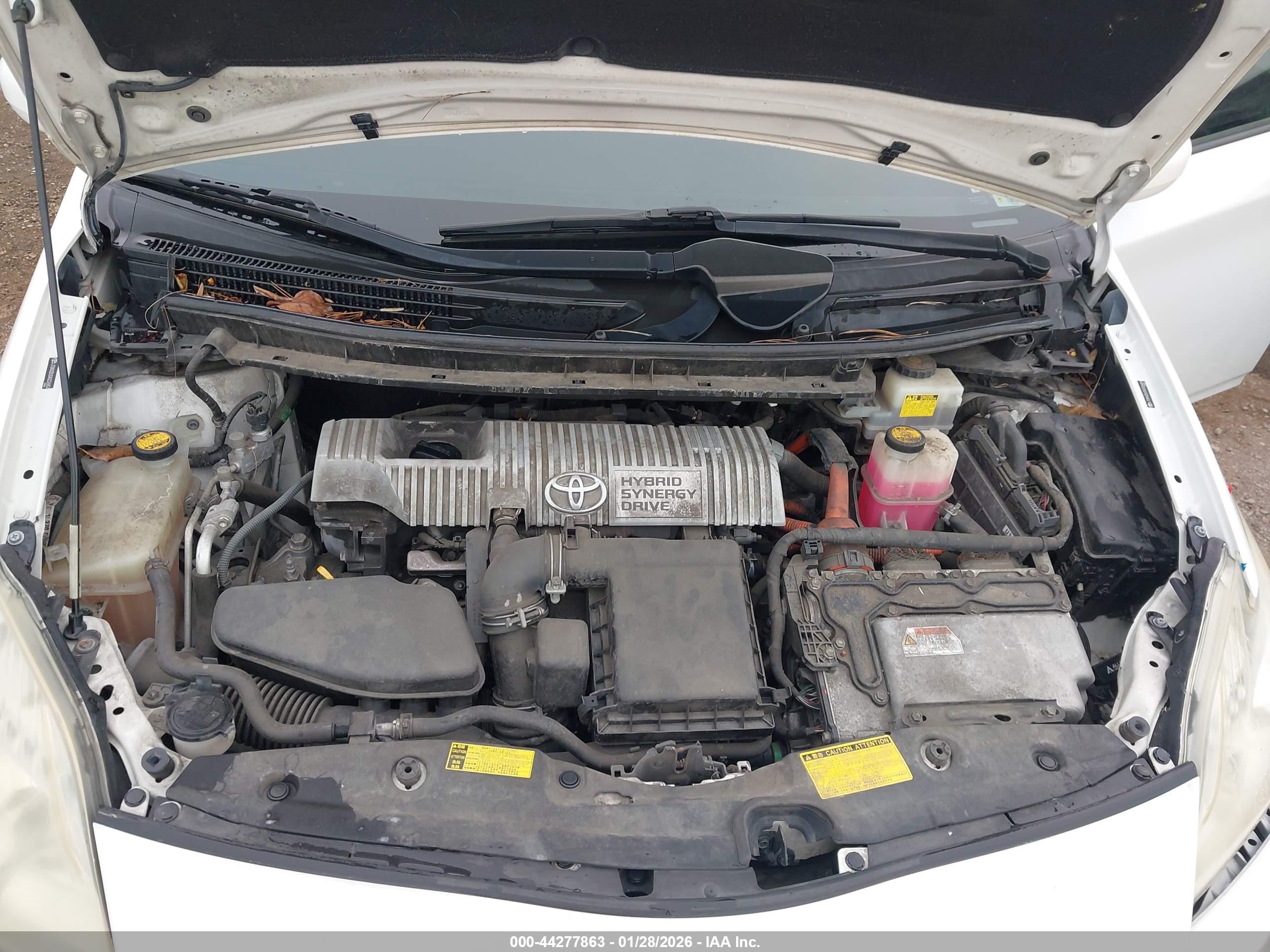TOYOTA PRIUS image 10