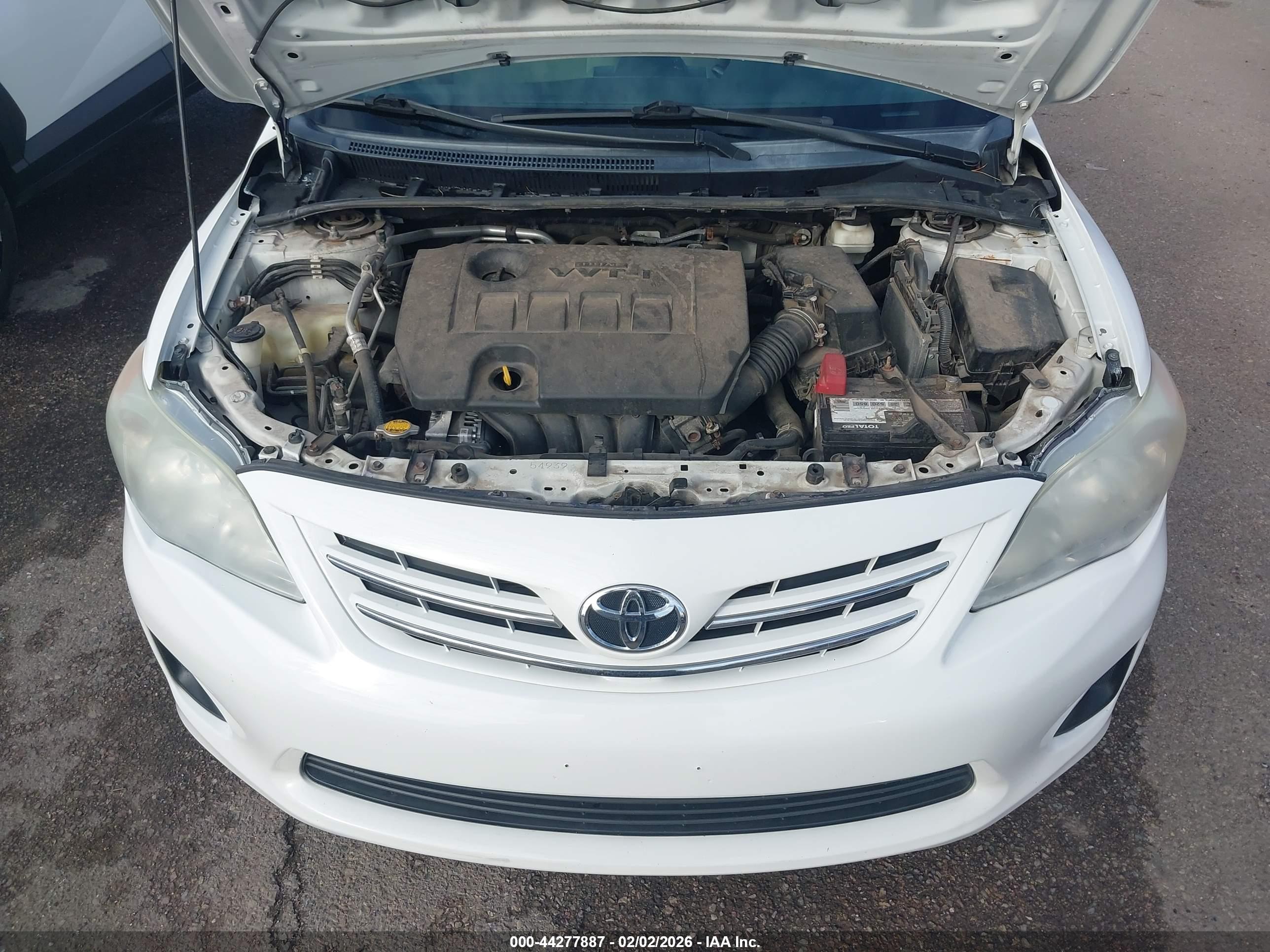 TOYOTA COROLLA image 10