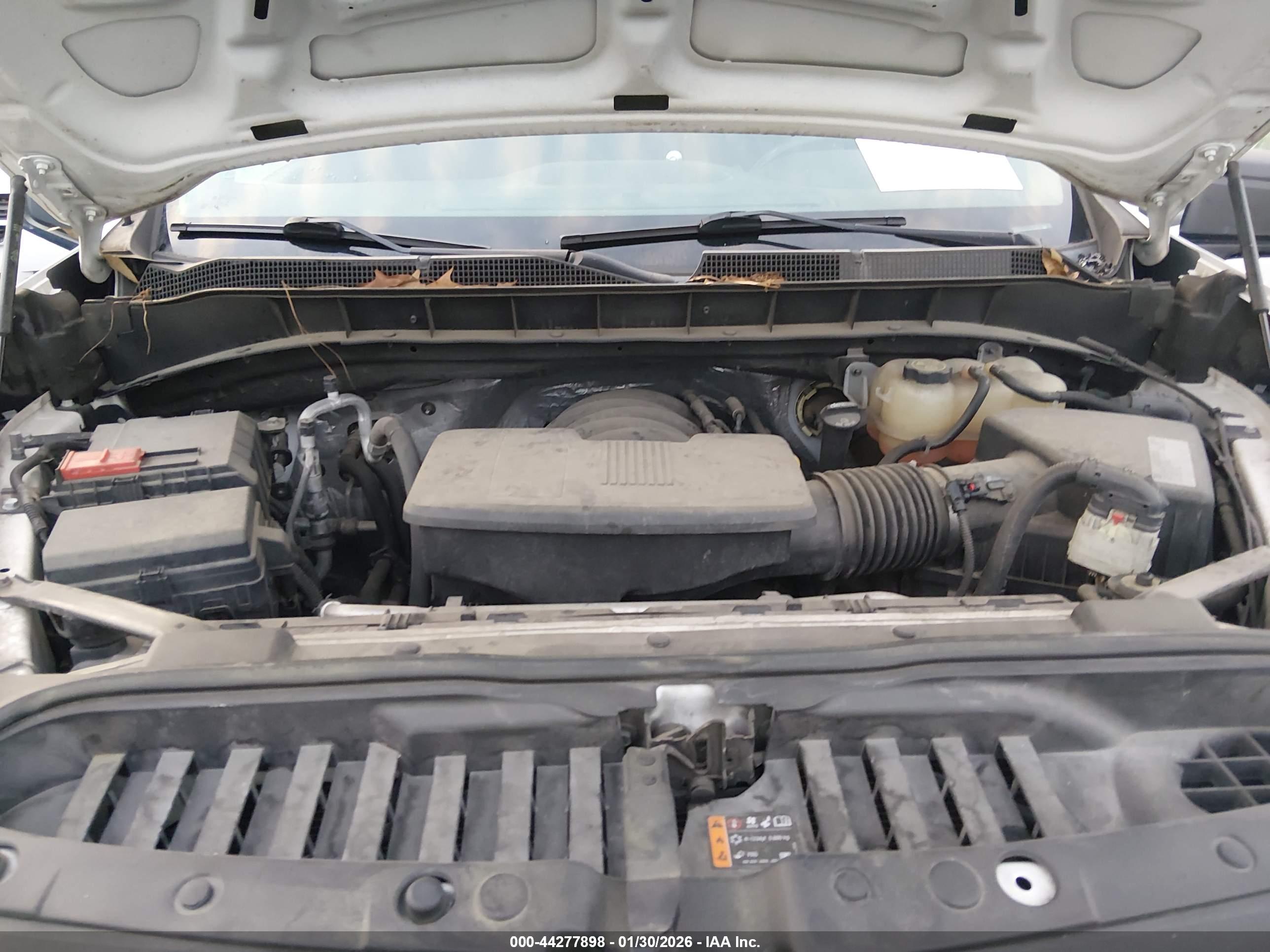 CHEVROLET SILVERADO image 10