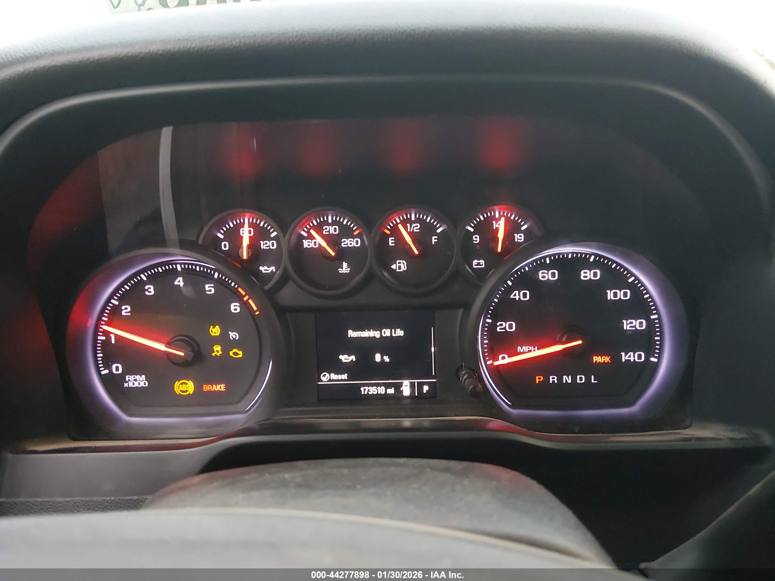 CHEVROLET SILVERADO image 7
