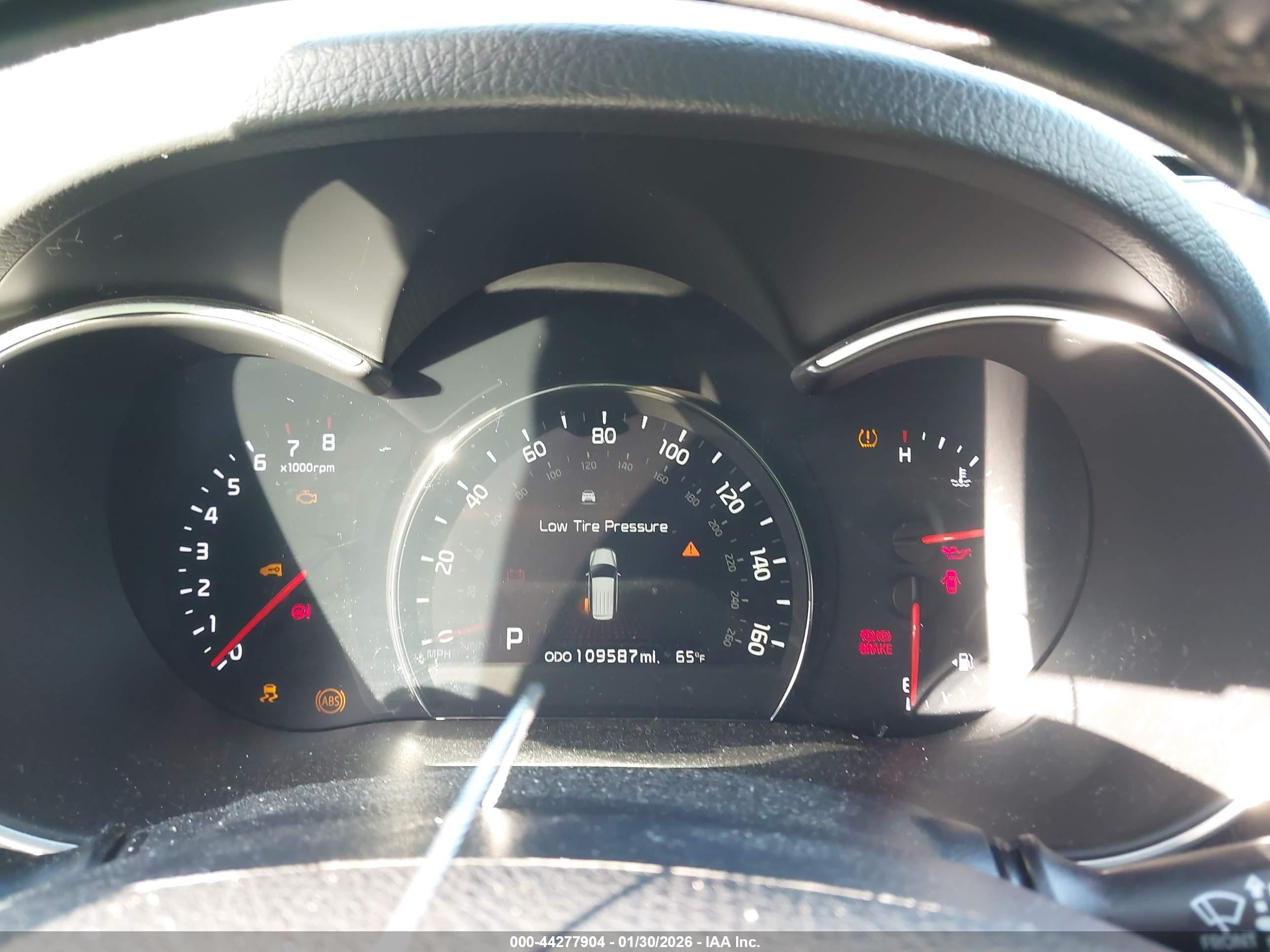 KIA SORENTO image 7