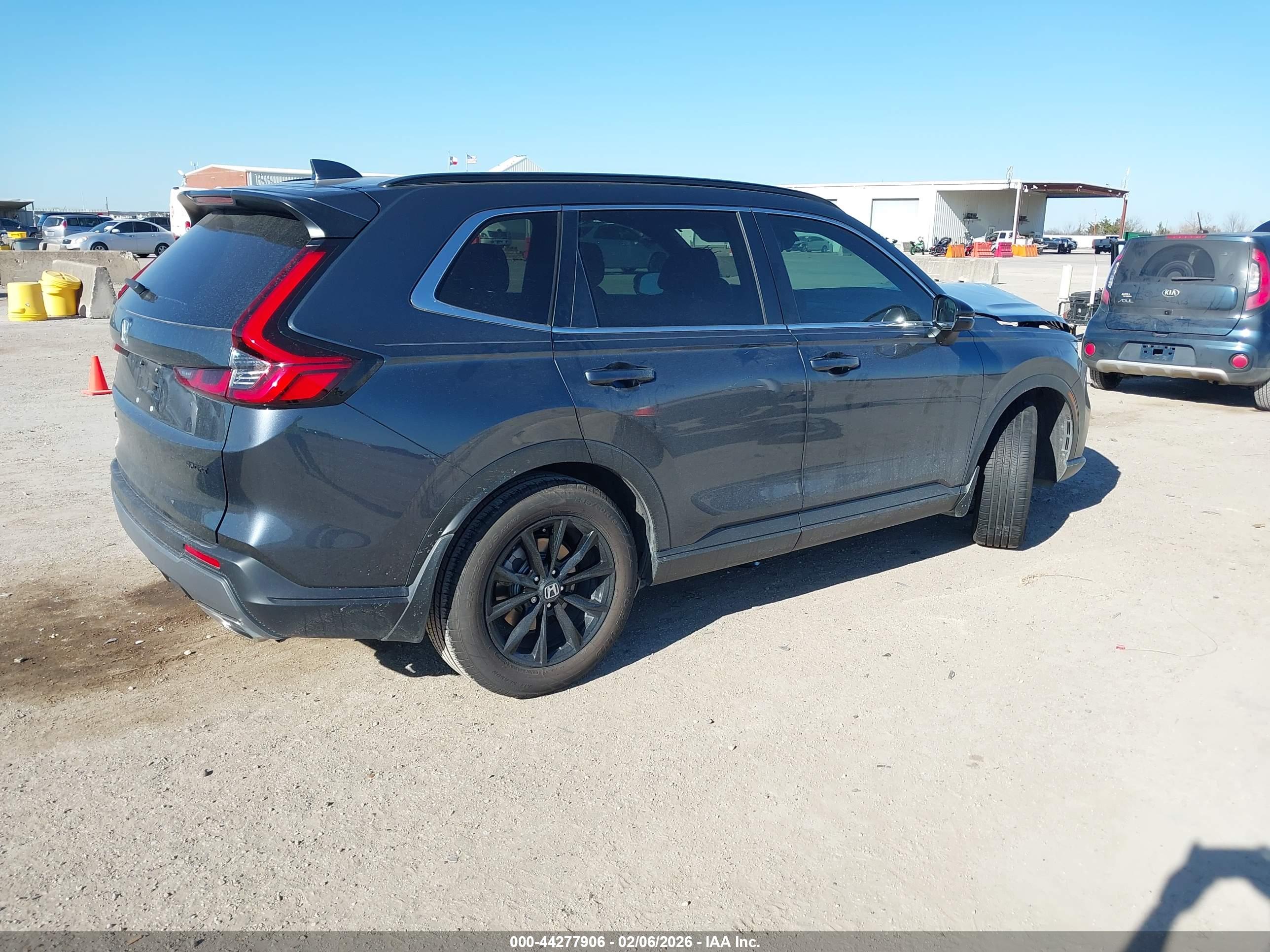 HONDA CR-V image 4