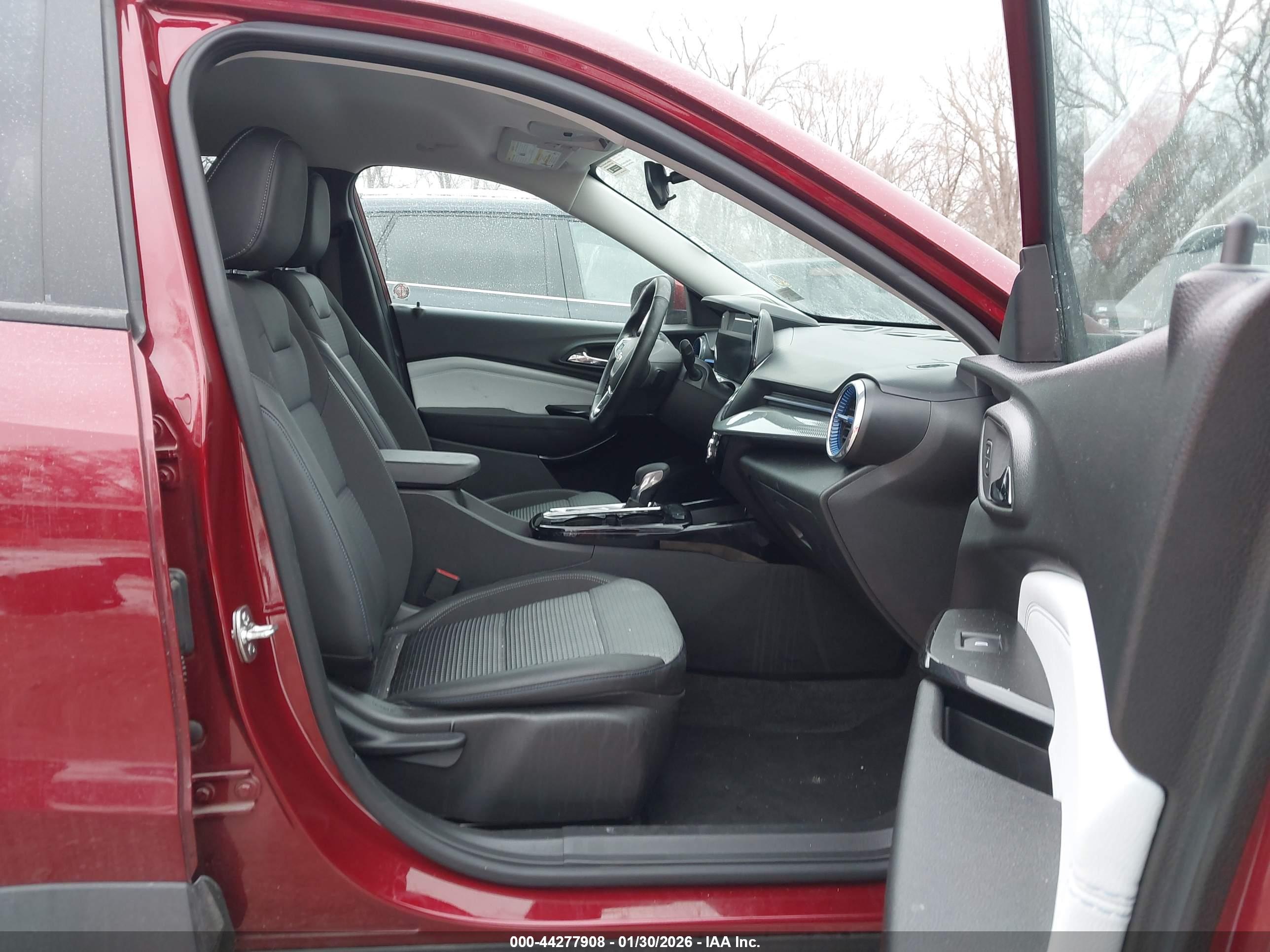 CHEVROLET TRAX image 5