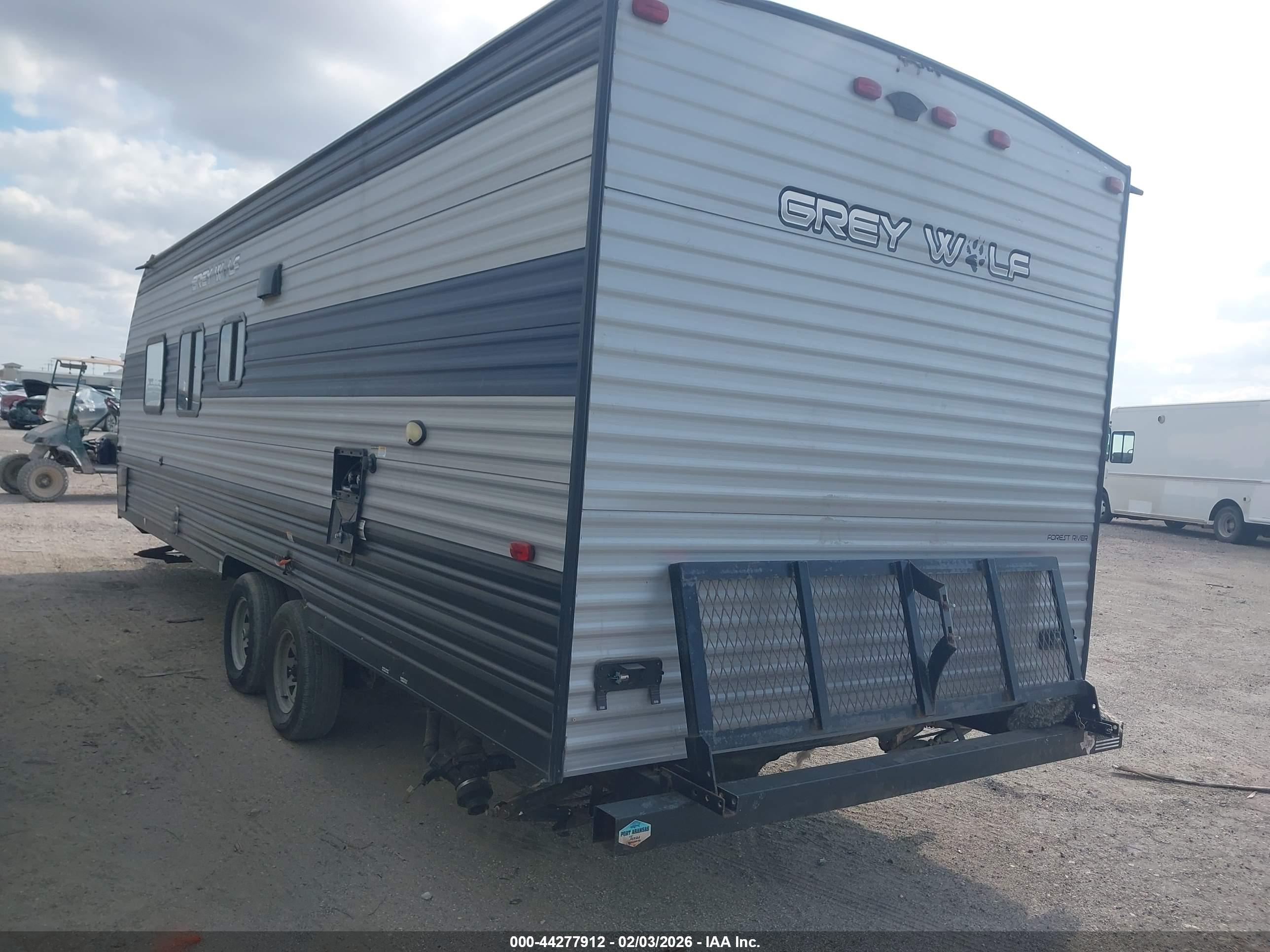 CHEROKEE GREY image 3