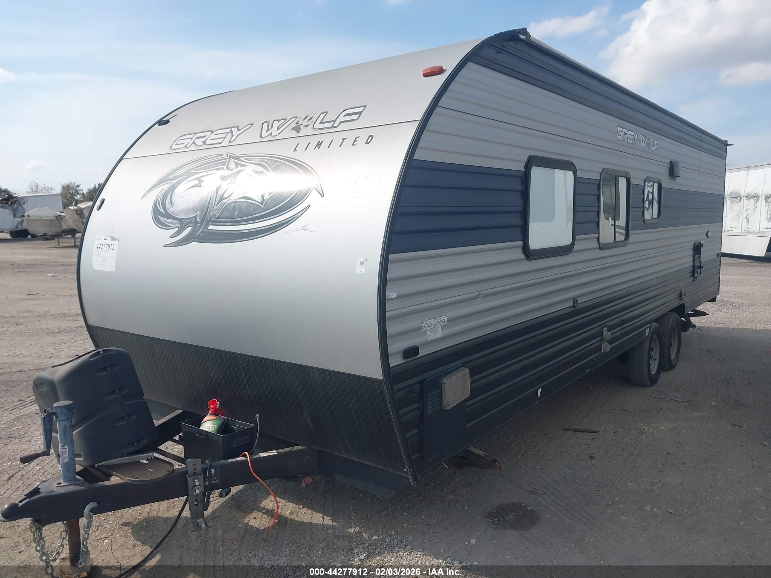 CHEROKEE GREY image 6