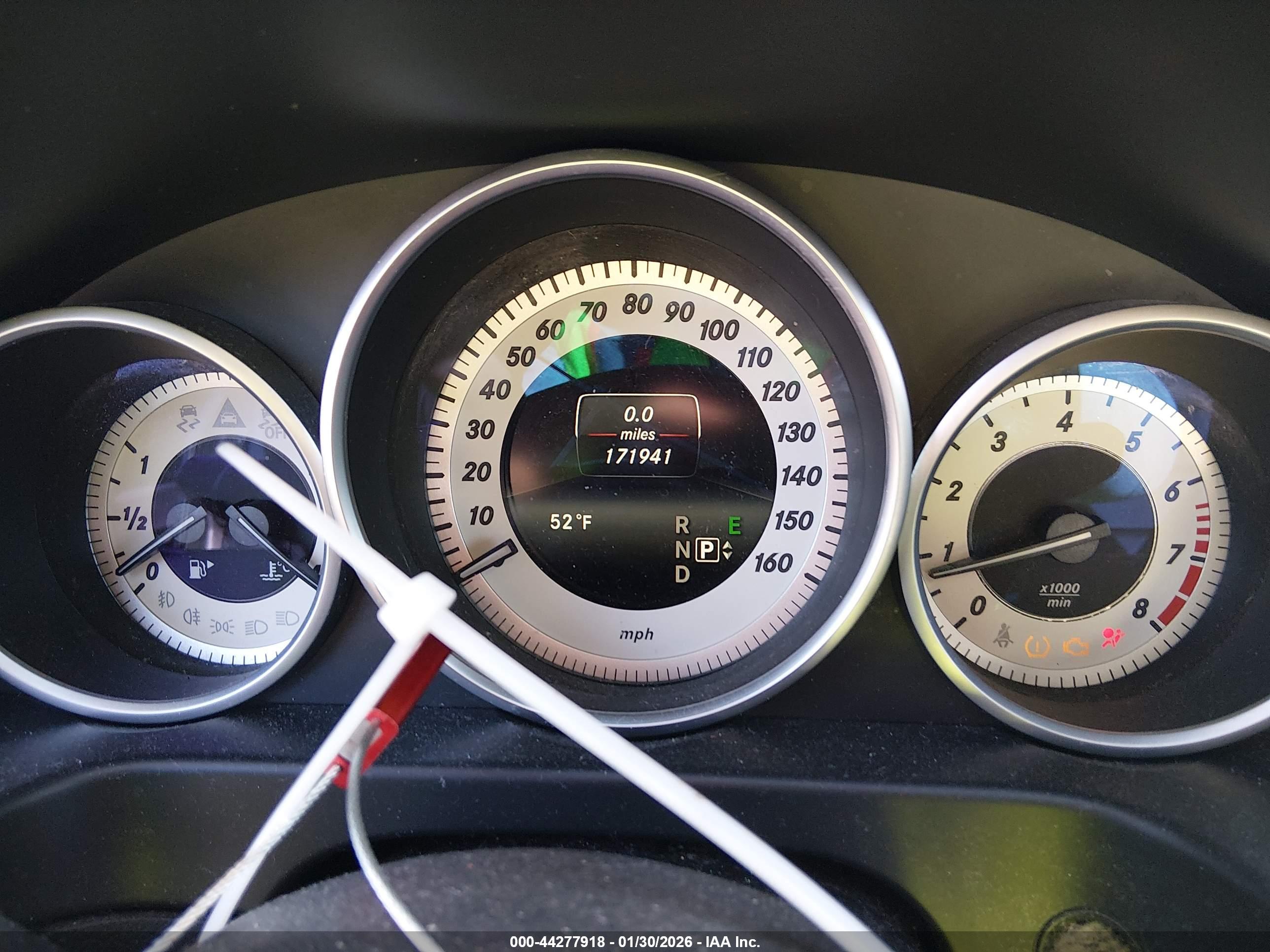 MERCEDES-BENZ E image 7