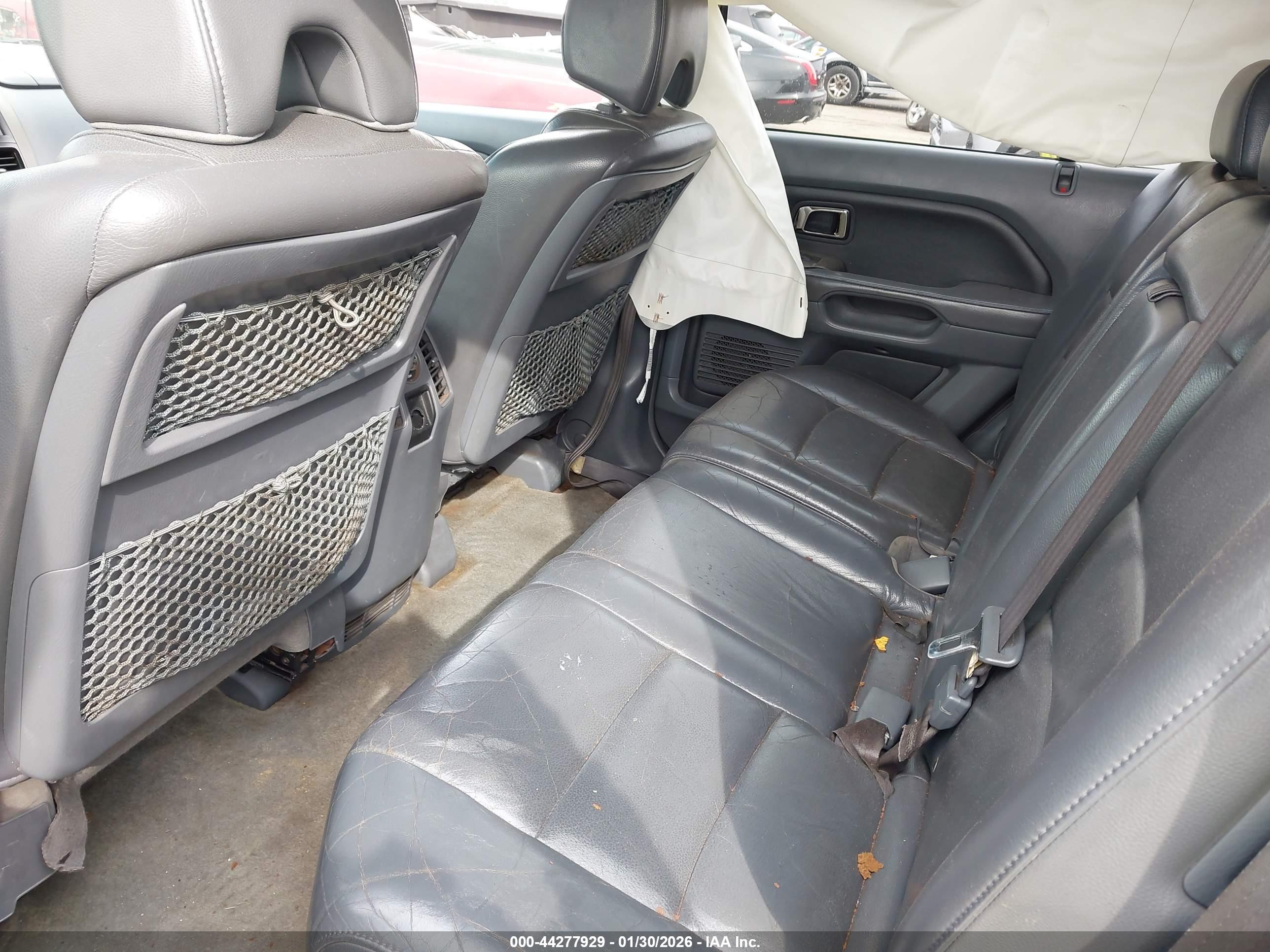 HONDA PILOT image 8