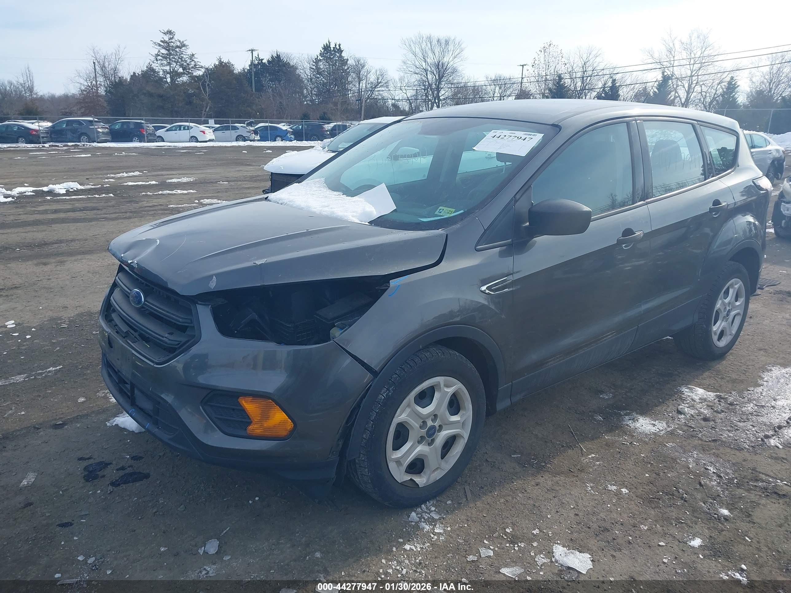 FORD ESCAPE image 2
