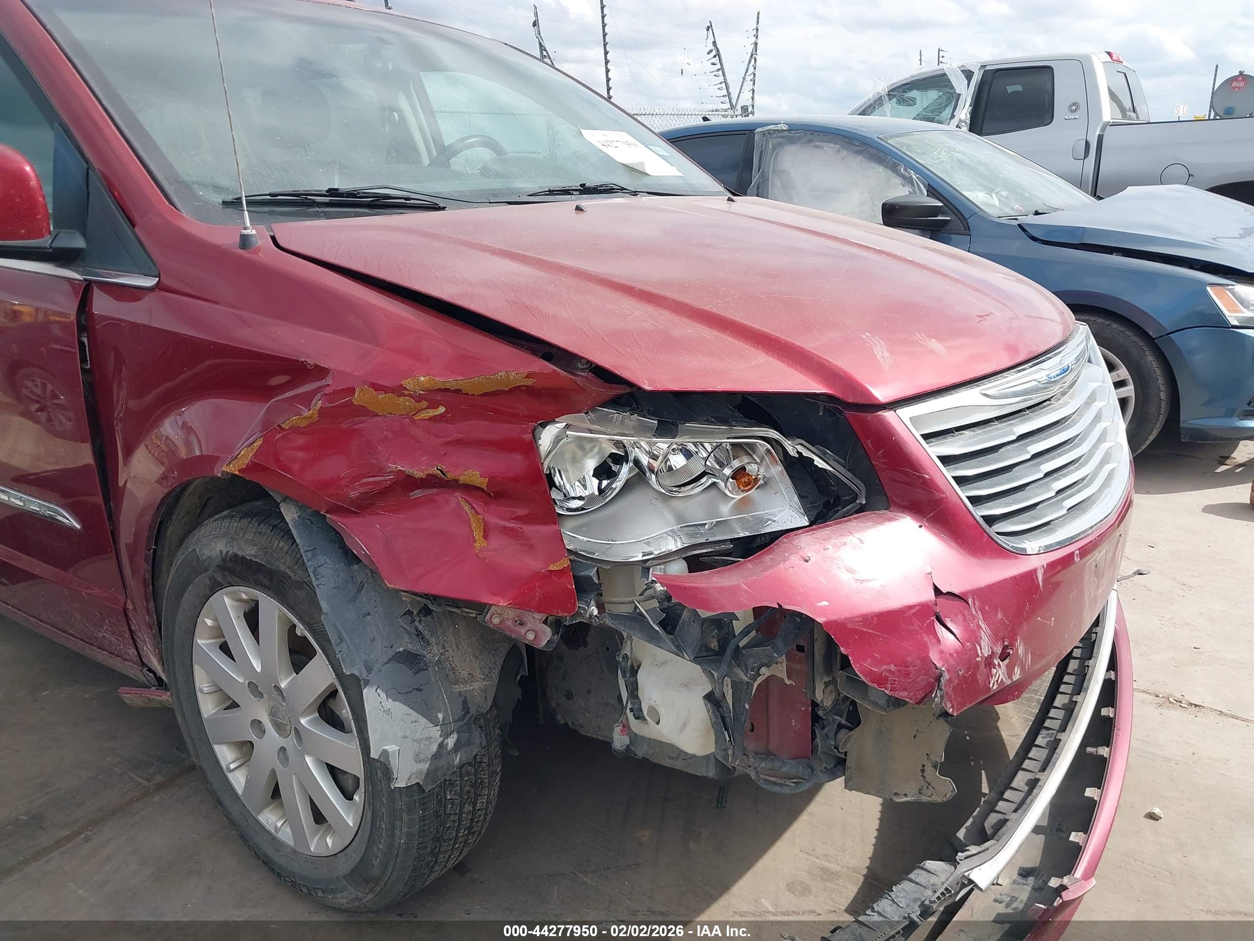 CHRYSLER TOWN image 6